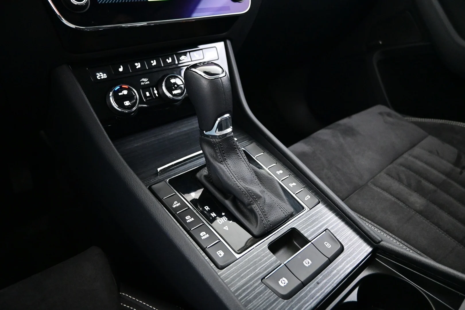 Car Image - 3S5zY9zqzUupQrTQX6AqvG