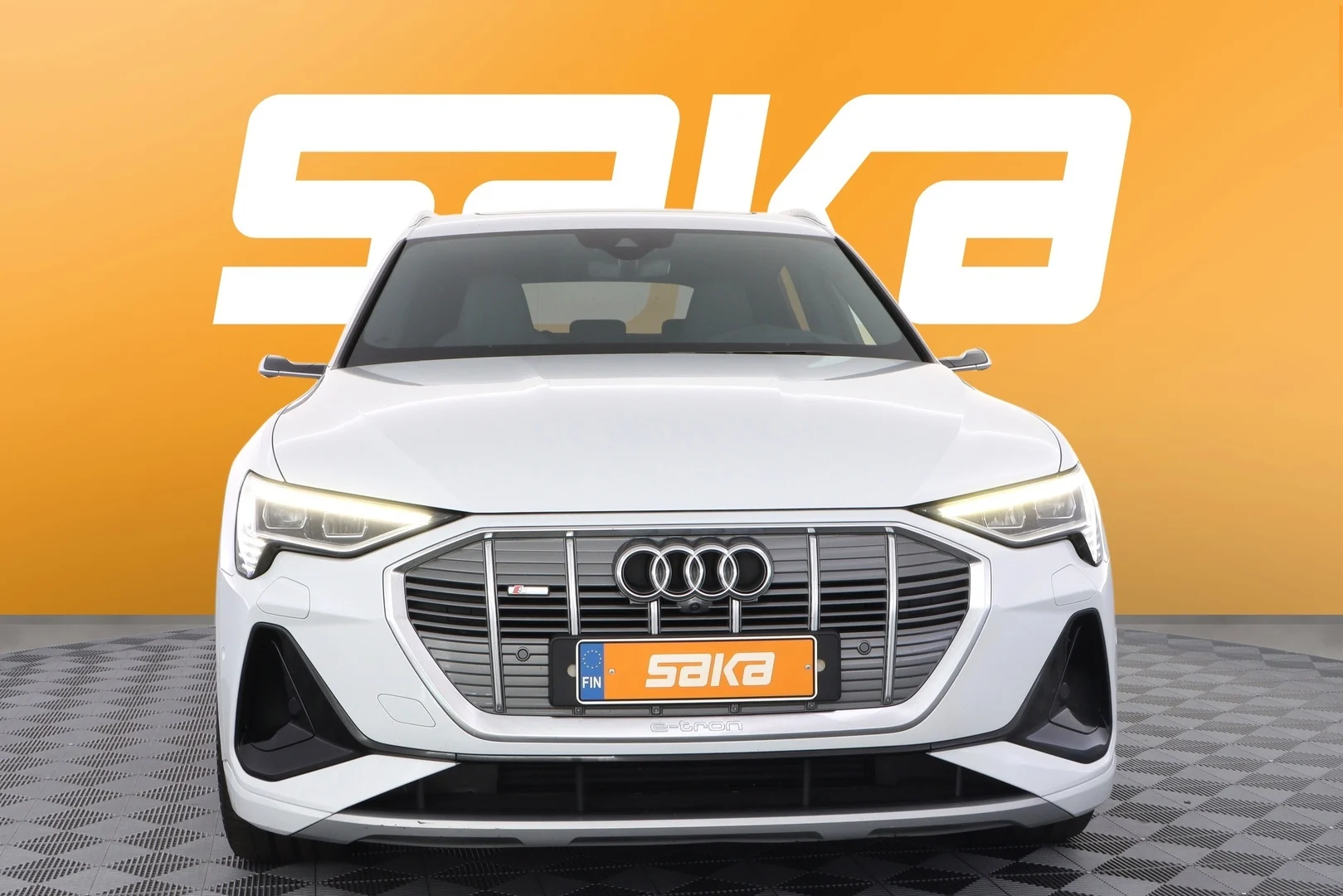 Car Image - 4WEa73o705mLc9LnTsbUB5