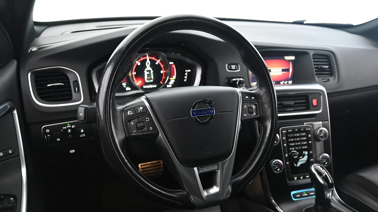 Car Image - 4LrdLb3ZixAT3VfYGYr3Ys
