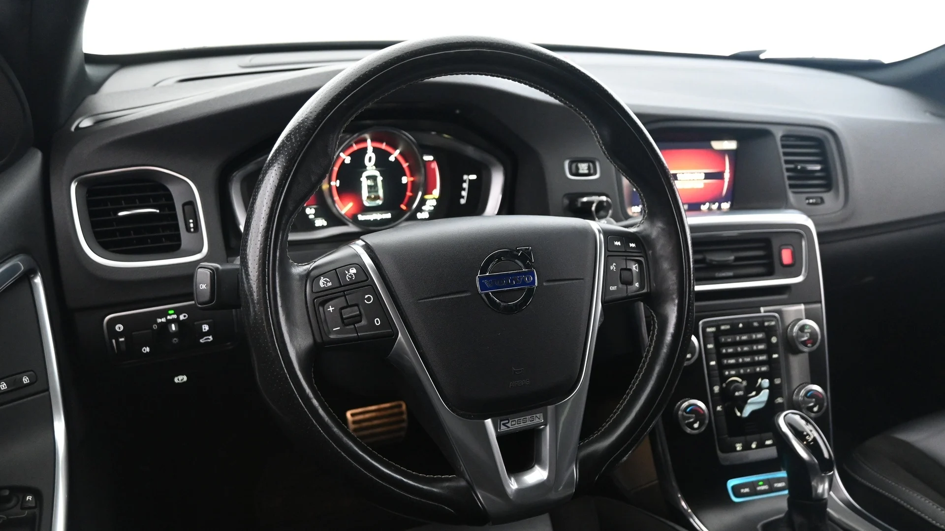 Car Image - 4LrdLb3ZixAT3VfYGYr3Ys