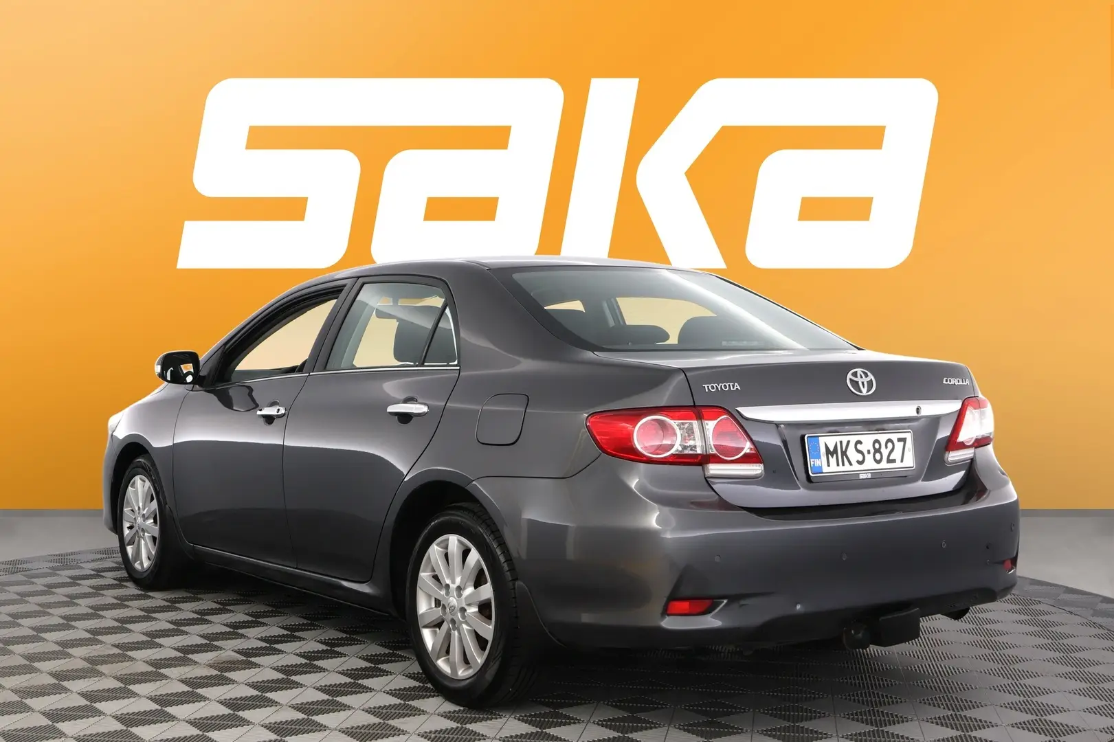 Car Image - QqdmiQ1i1M4h1jHKCCTVF