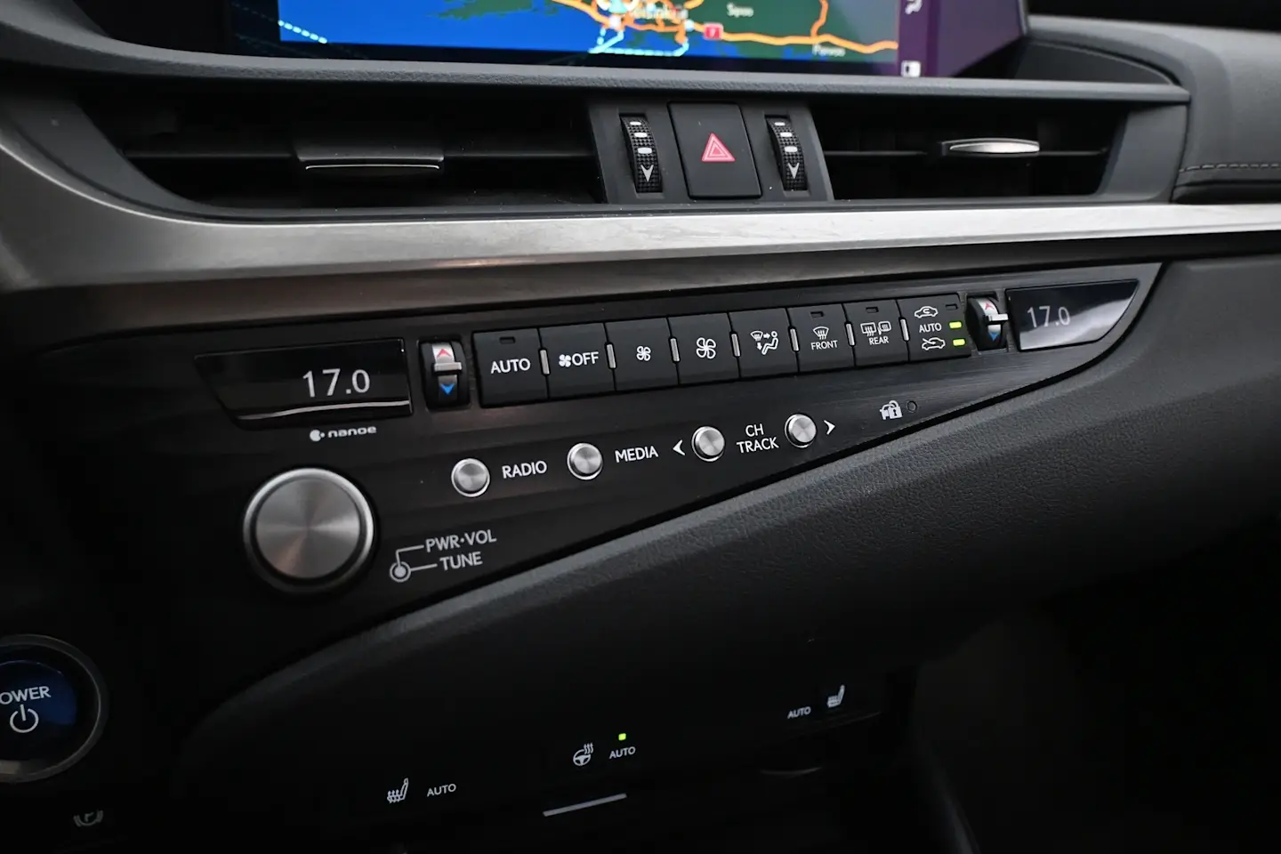 Car Image - CGBPHmOPNteaIdbEZN2fb