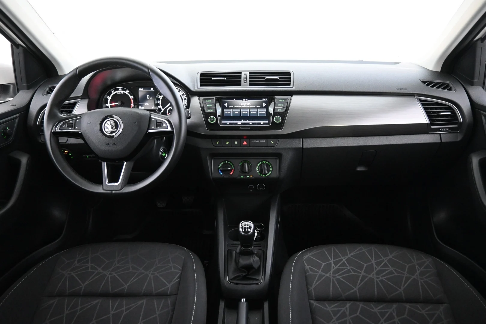 Car Image - 2CNnRCVVwMfwB1a3CGohUt