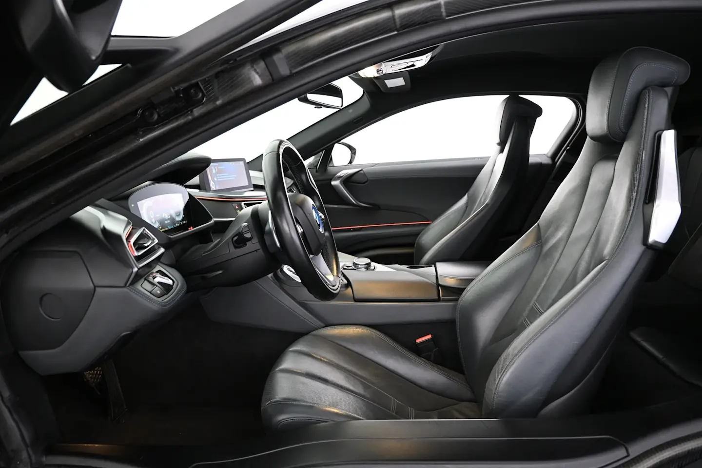 Car Image - 6yCtqa79GfwoE7q1RQRVT2