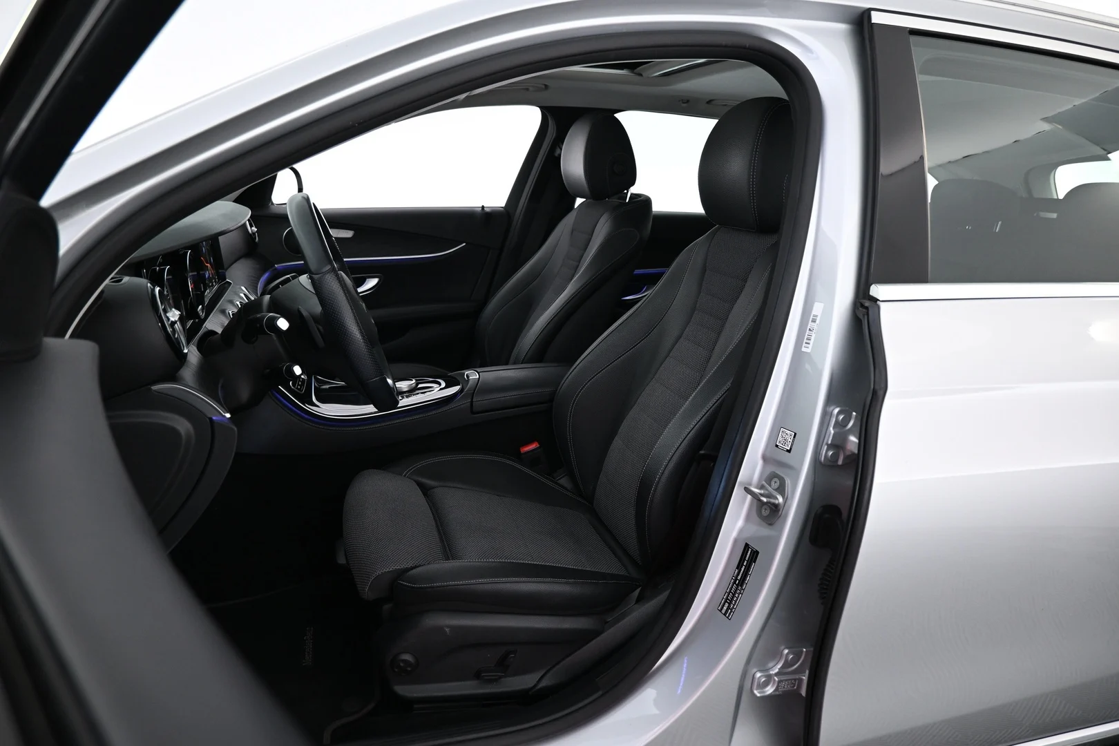 Car Image - 2dUcqF6ZVxps1Lii7VdKuN