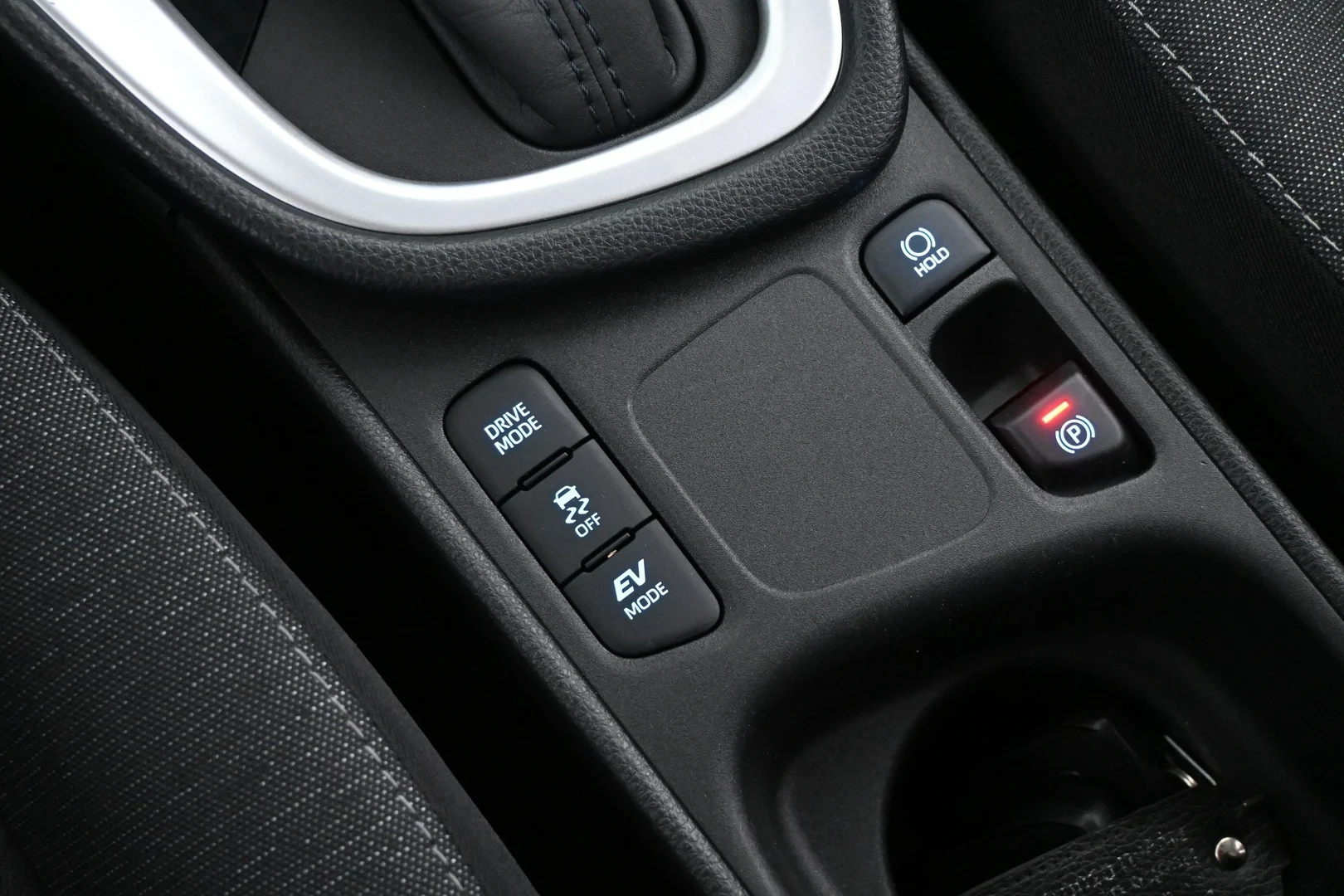Car Image - 53yLXg77CEORd5BpGsx9J4