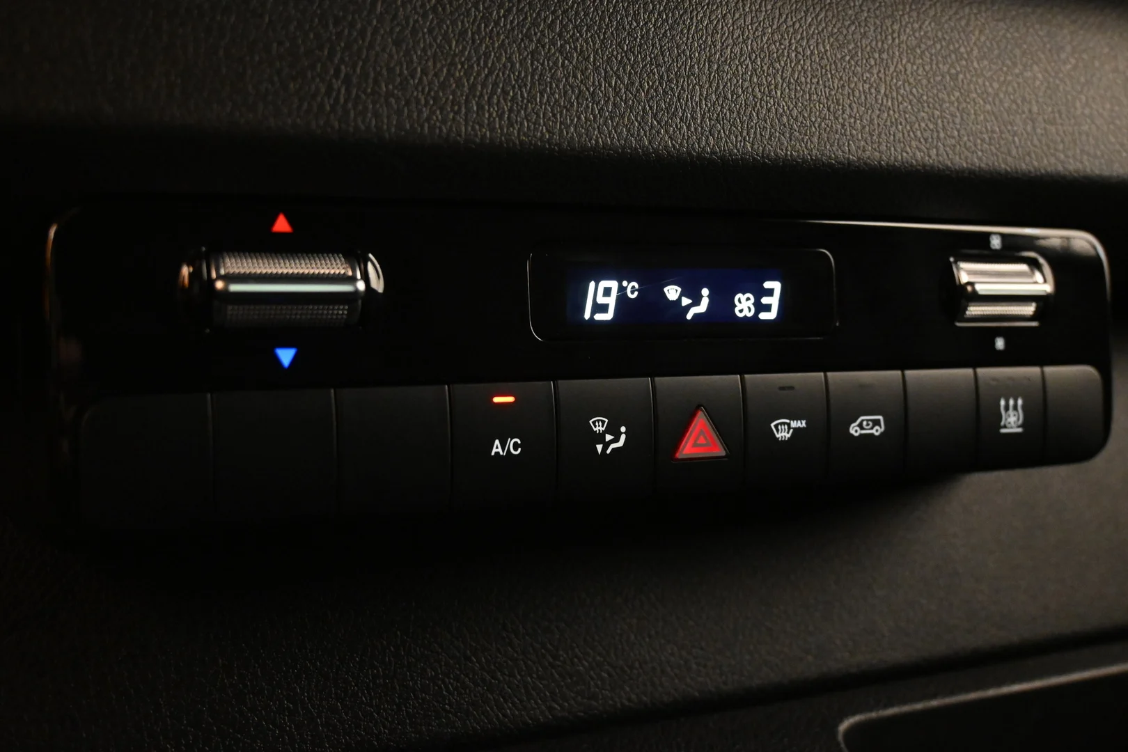 Car Image - 6VcECN1ZdWg6bcgqTQwB5p