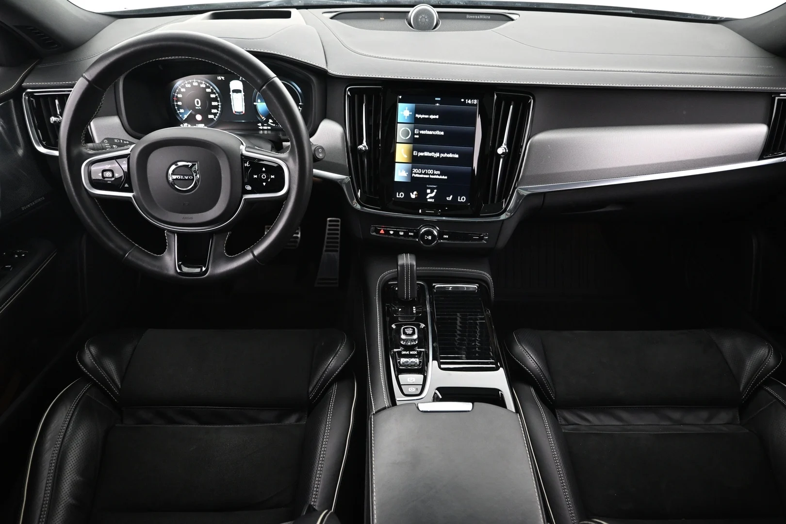 Car Image - 54M2C8wY421xo3AMTTFRs8
