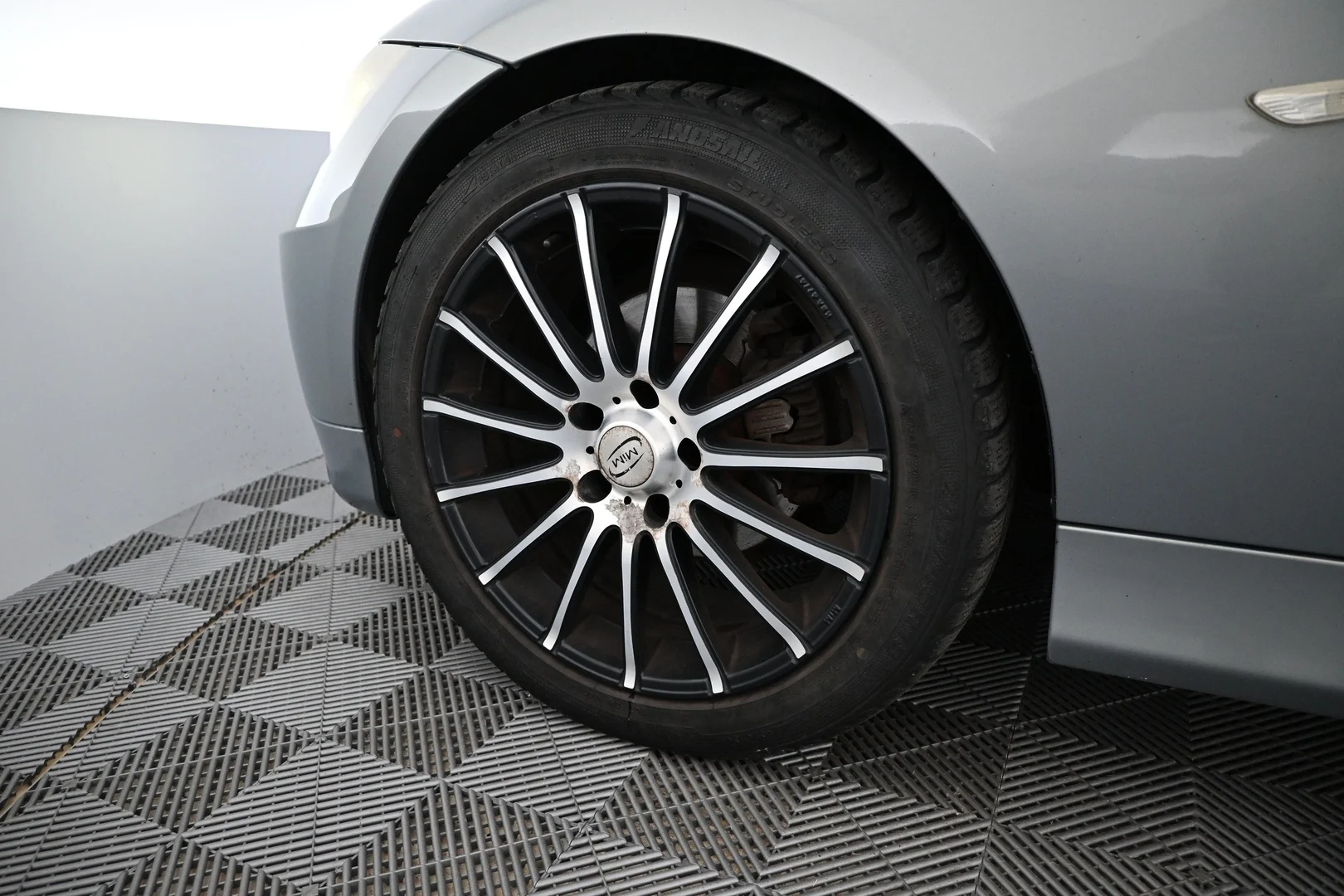 Car Image - 6GdwbLqHN8RdgXXlZhnTJN