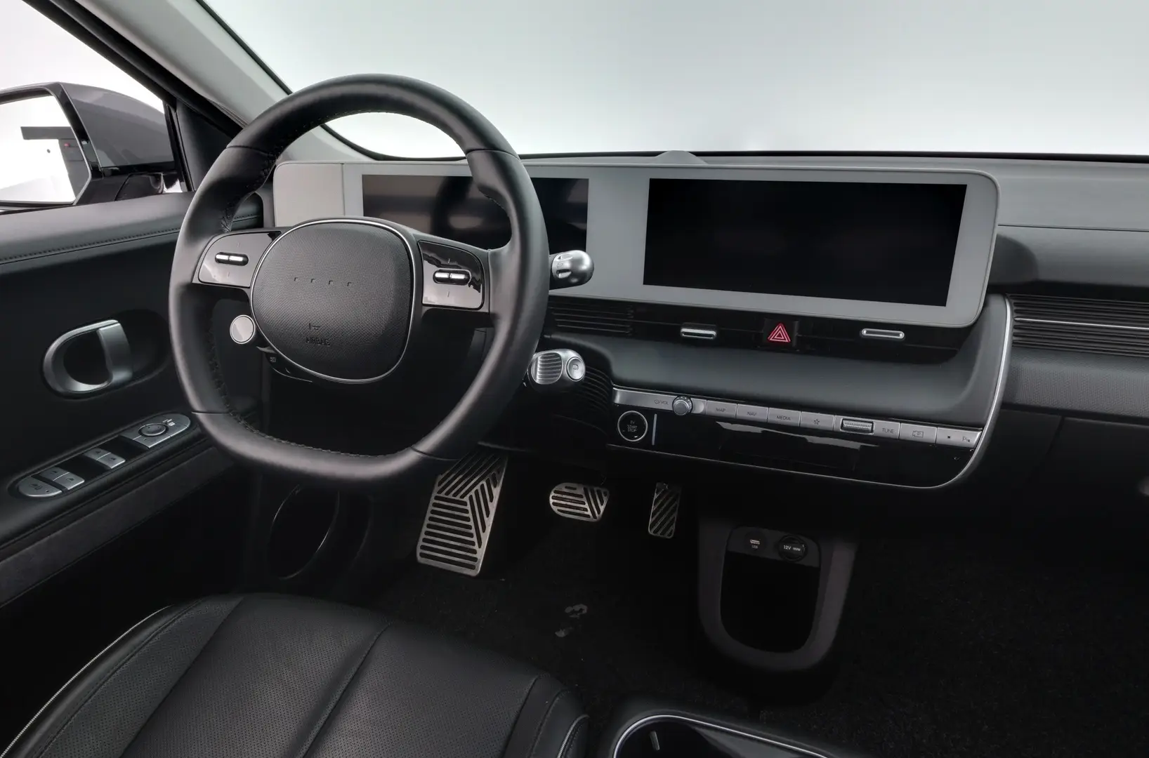 Car Image - 61ji9E3sUhAgwOZNduncS2