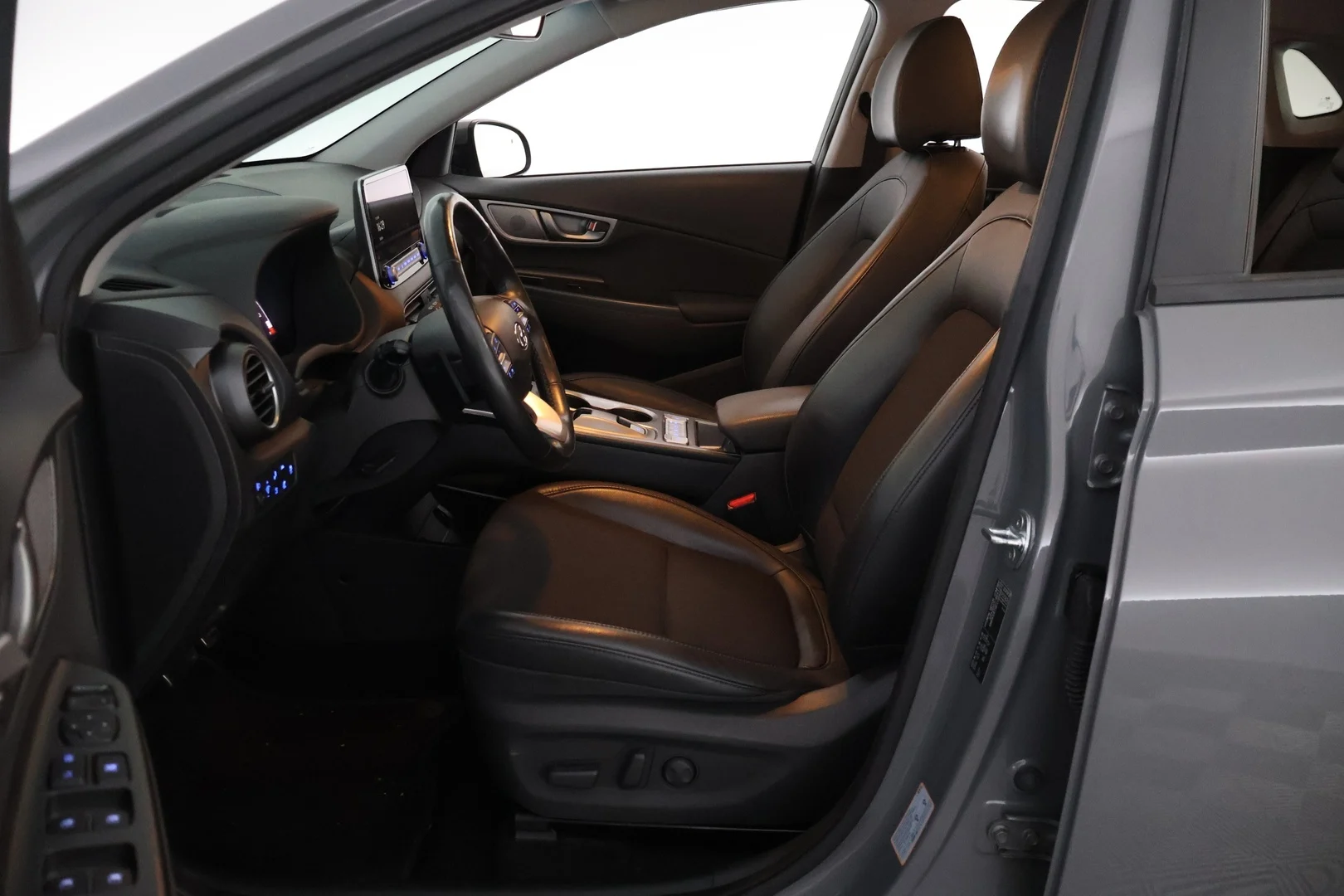 Car Image - 5XJB39tvEsNQRji54wcl16