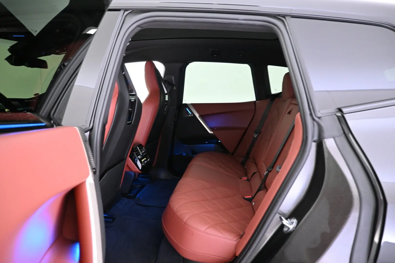 Car Image - 2z7mXIOMSPCp3CbY1dtbIn