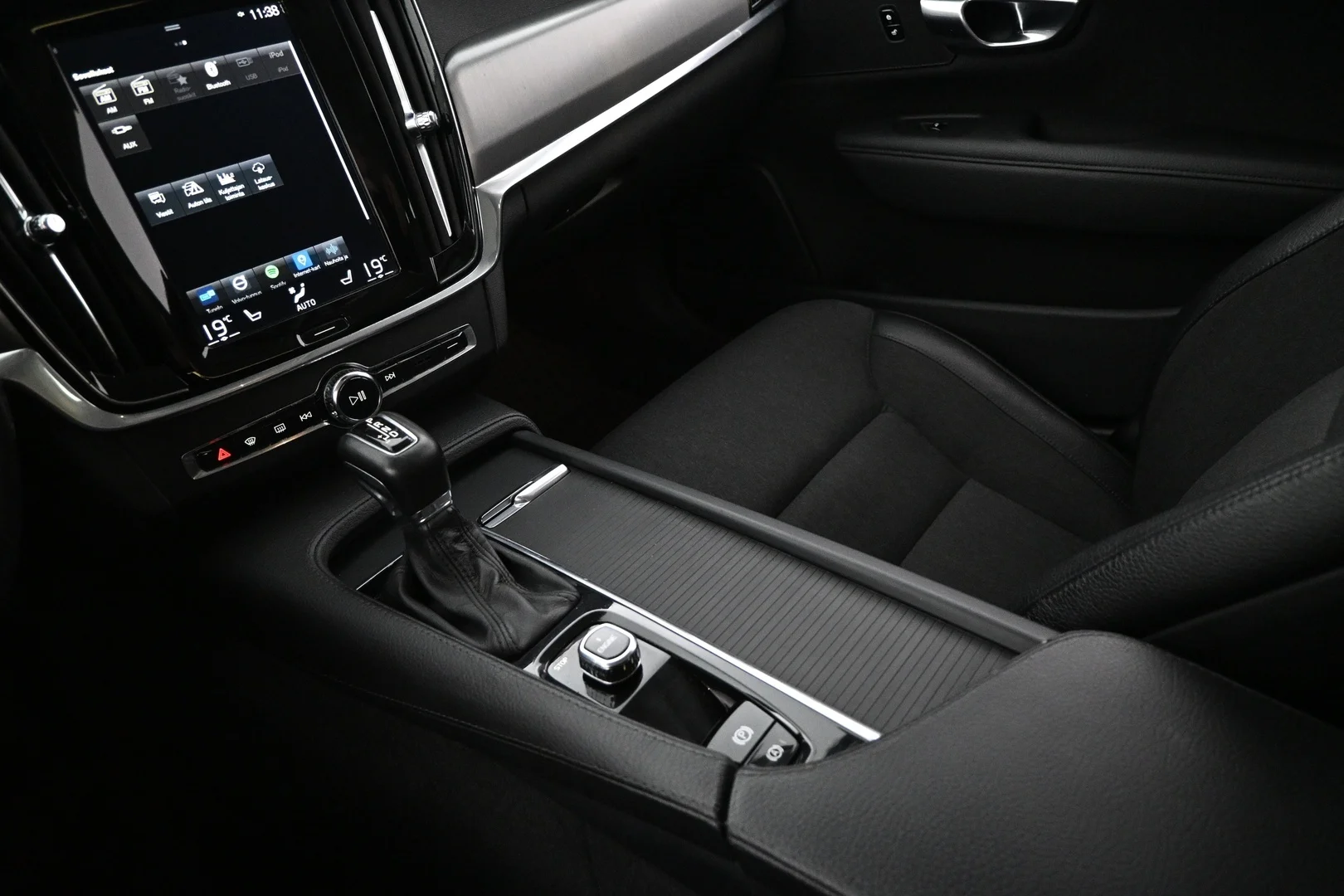 Car Image - 5WwIIPjTXBUgwAAY0dx388