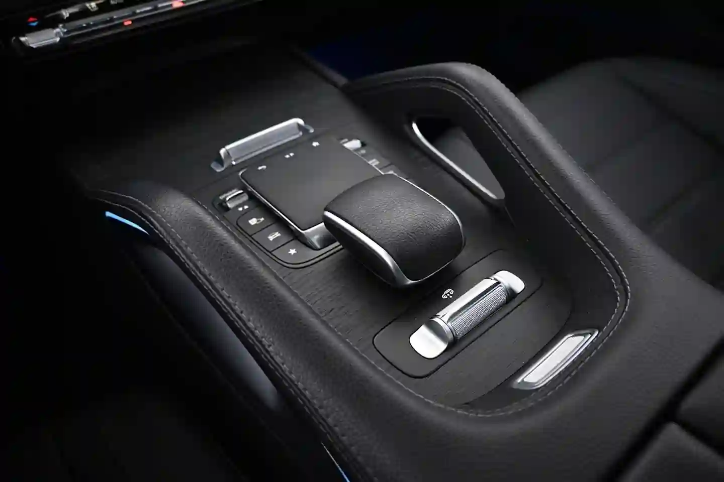 Car Image - 3FqkHhdu4wVBHV0i10a7ec