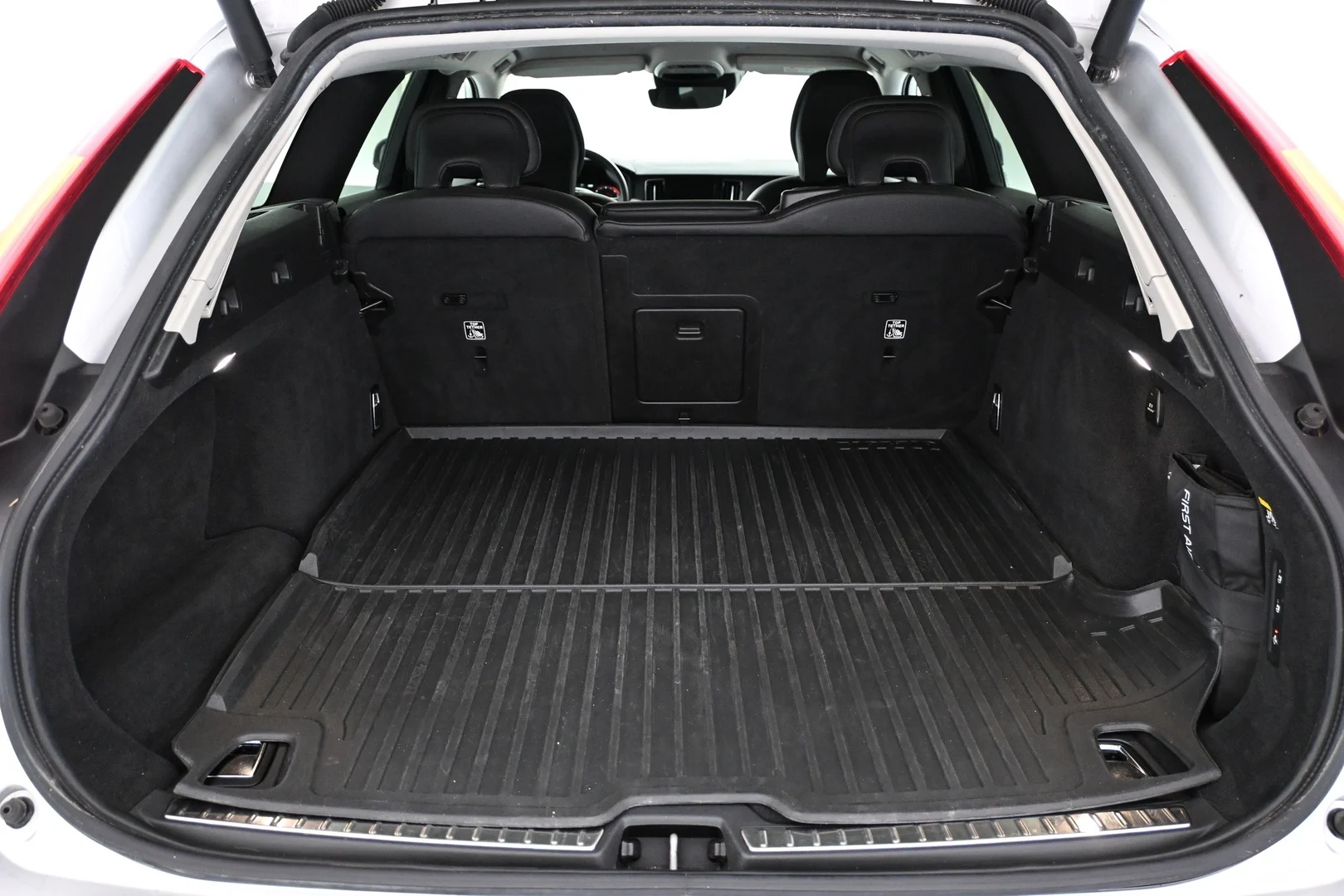 Car Image - j1jqUiweip20IwWLKdmeA