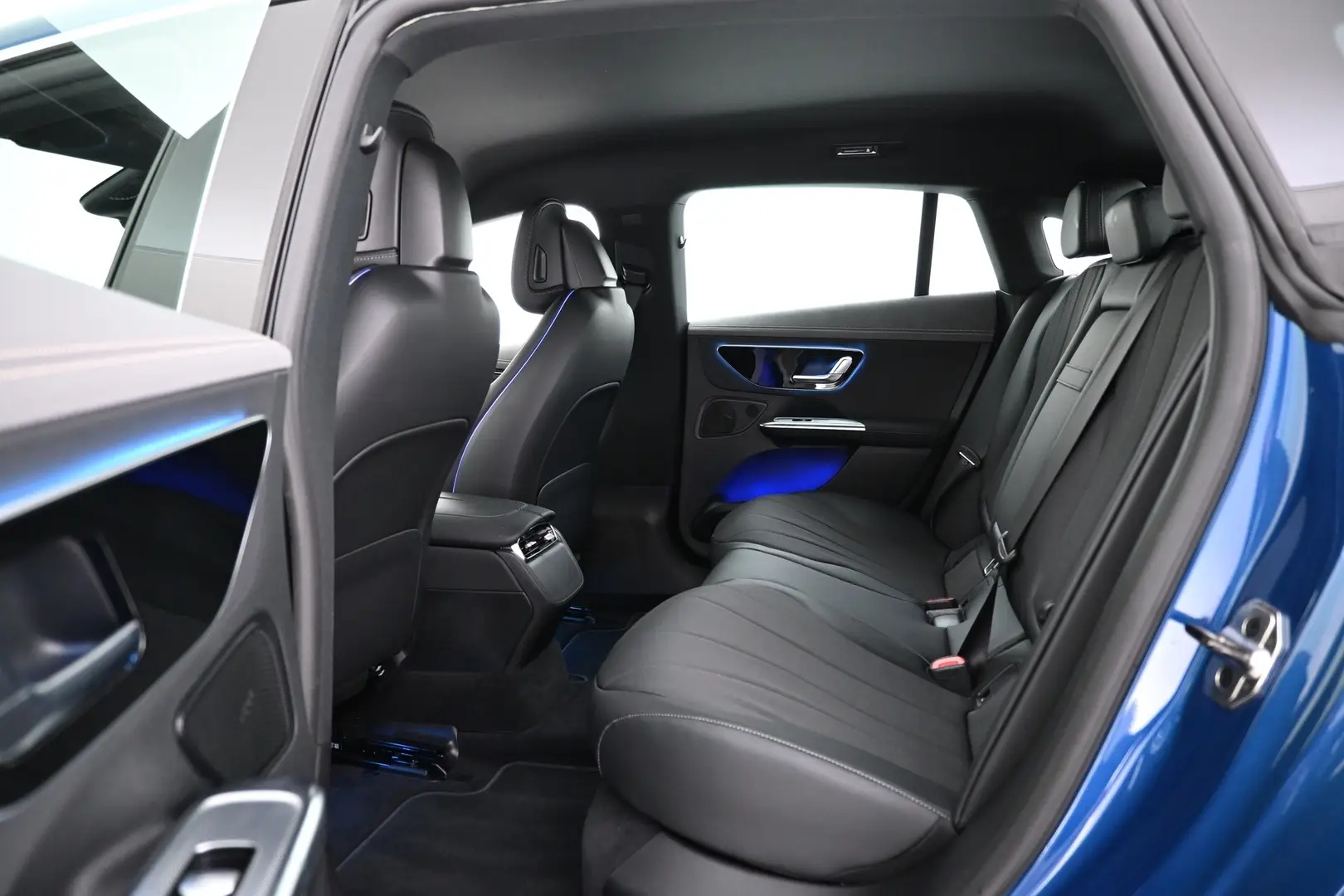 Car Image - 5LissfvYgwBpZxQ9PFOnBz