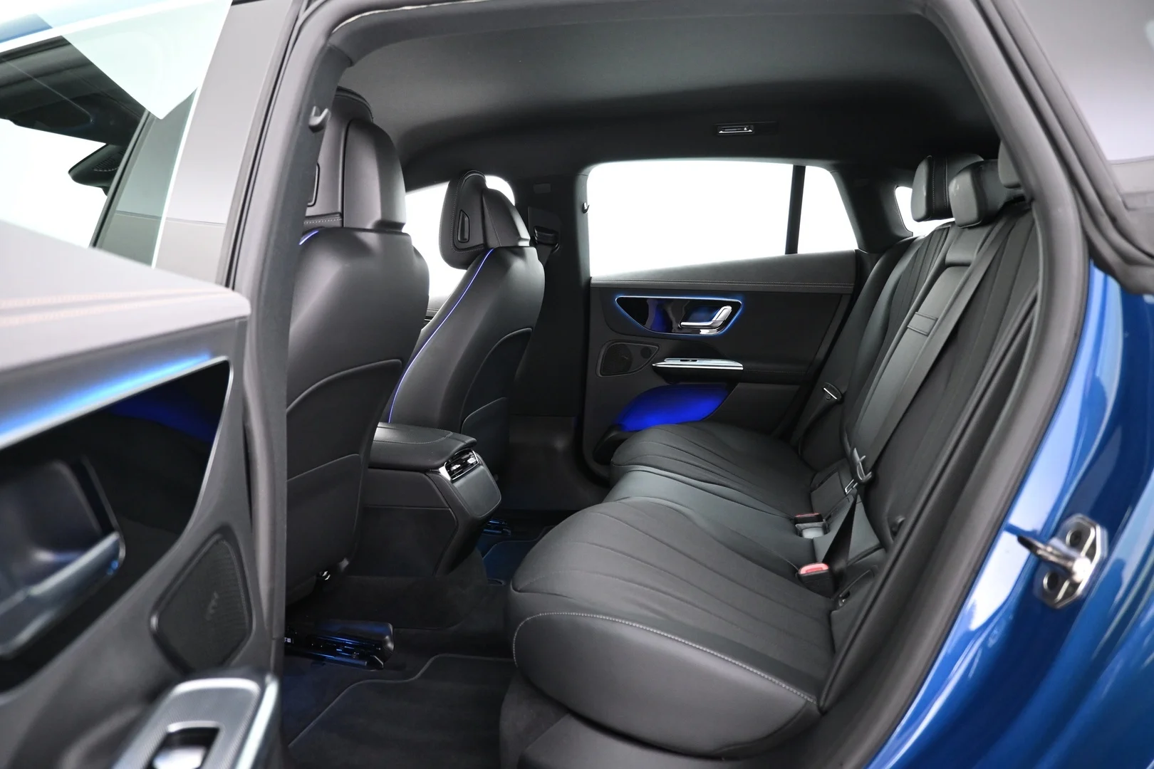 Car Image - 5LissfvYgwBpZxQ9PFOnBz