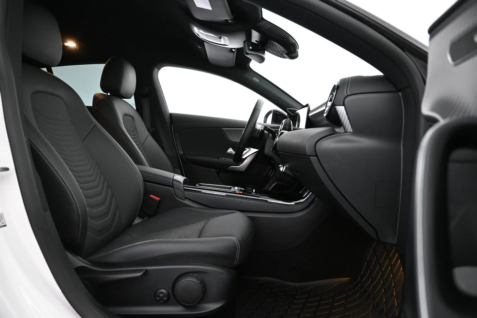 Car Image - 29sx2sKxEASAi6crPaMyM6