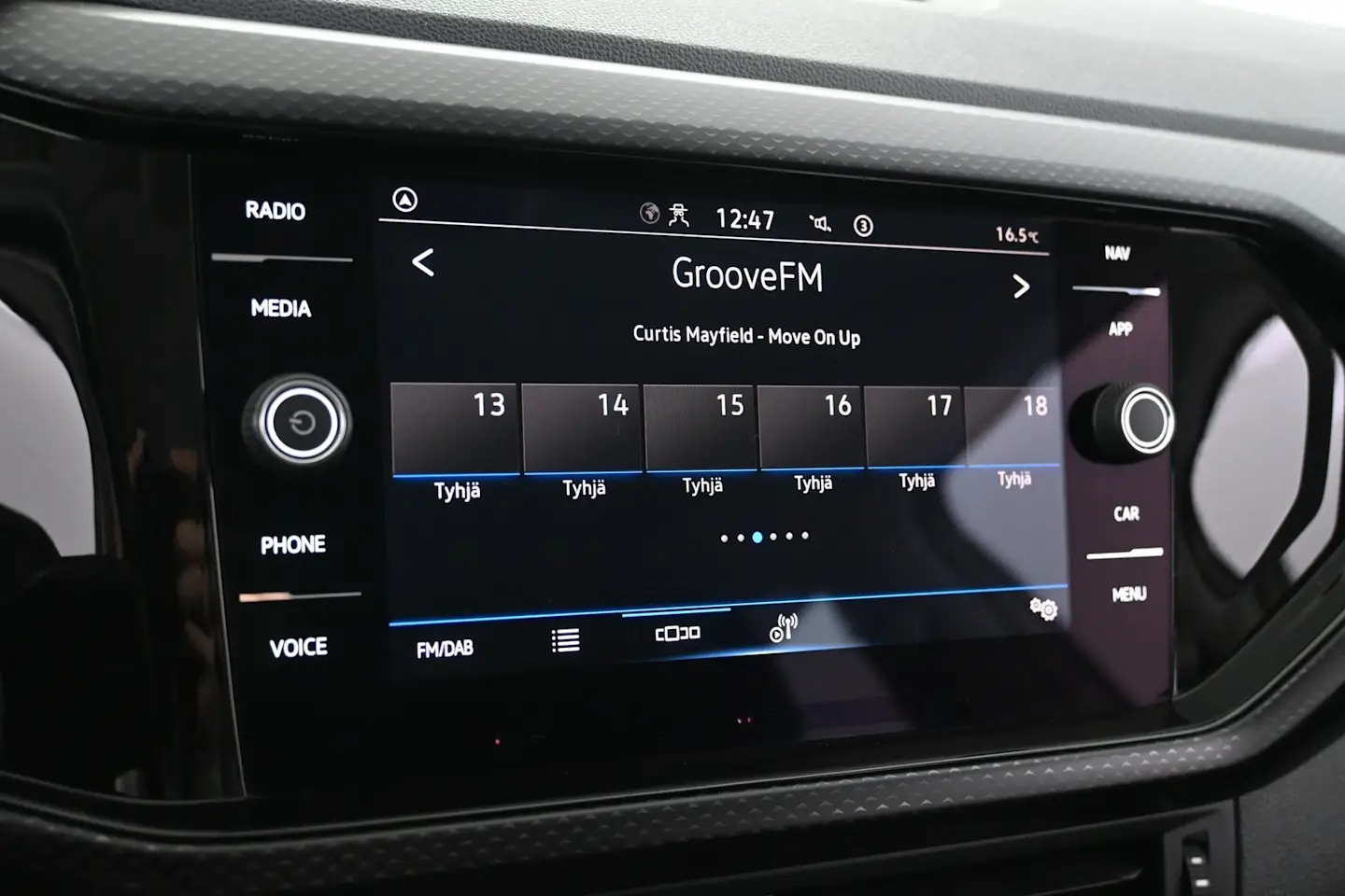 Car Image - 7Lli2guvrM4UqeoSBk7GSK
