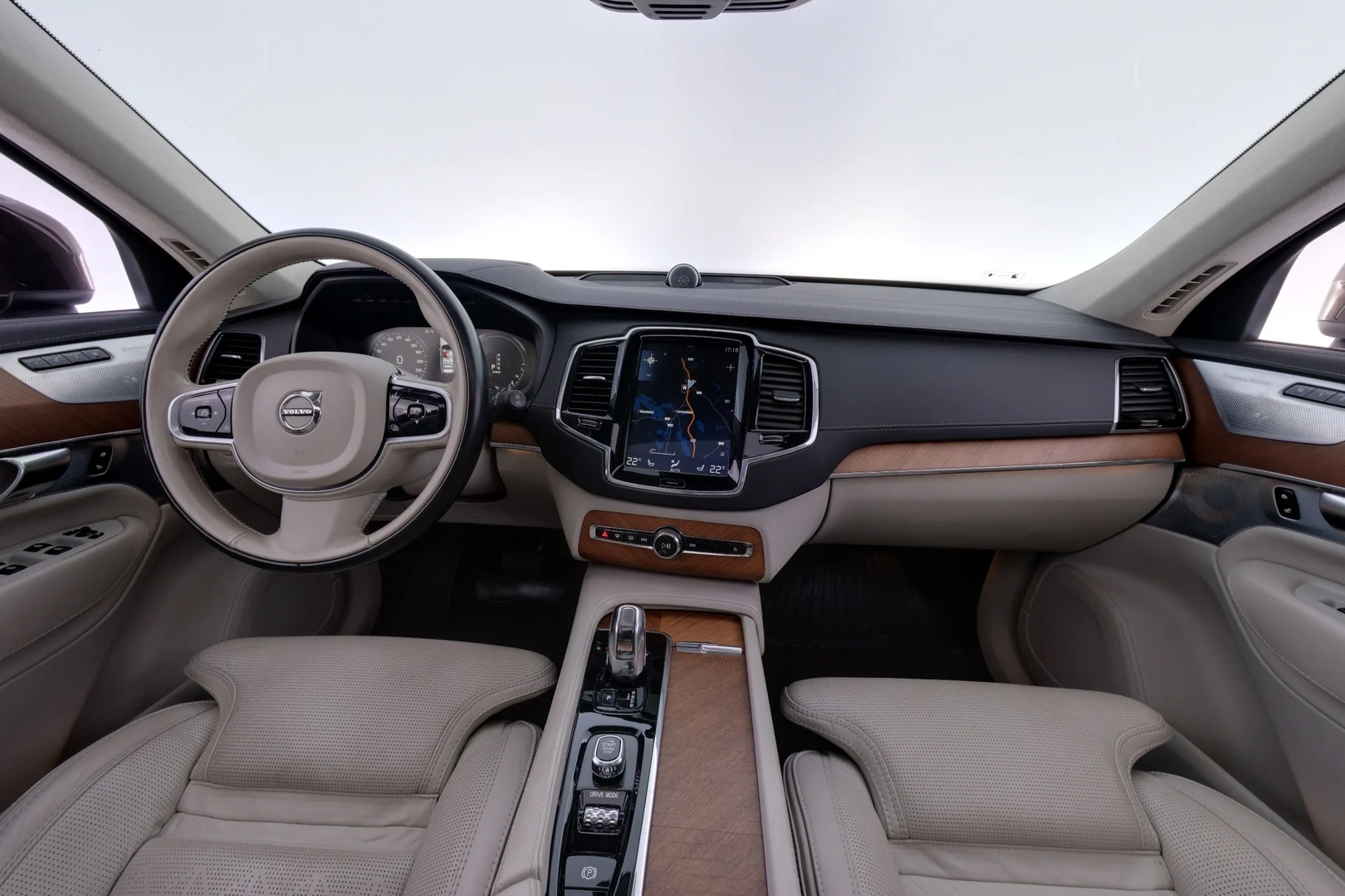 Car Image - z51cht9PwUayRfCMKaHQ3