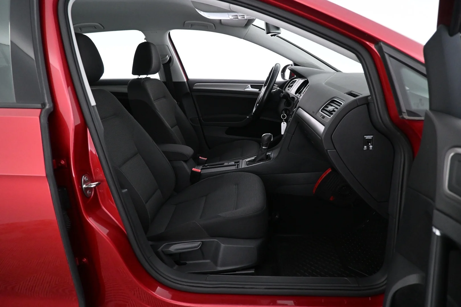 Car Image - 5cV9Lt43UBmtHHnFD3xBMU