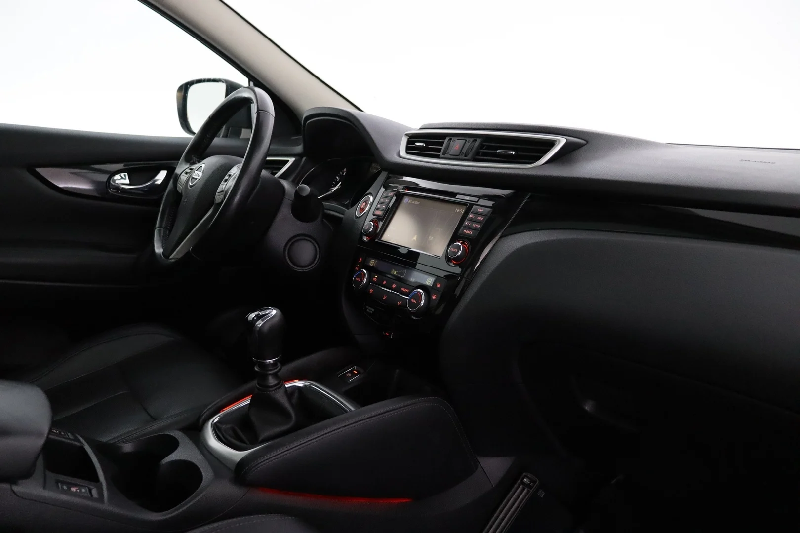 Car Image - 160jVY8OwHfFXSSdUfkhWD