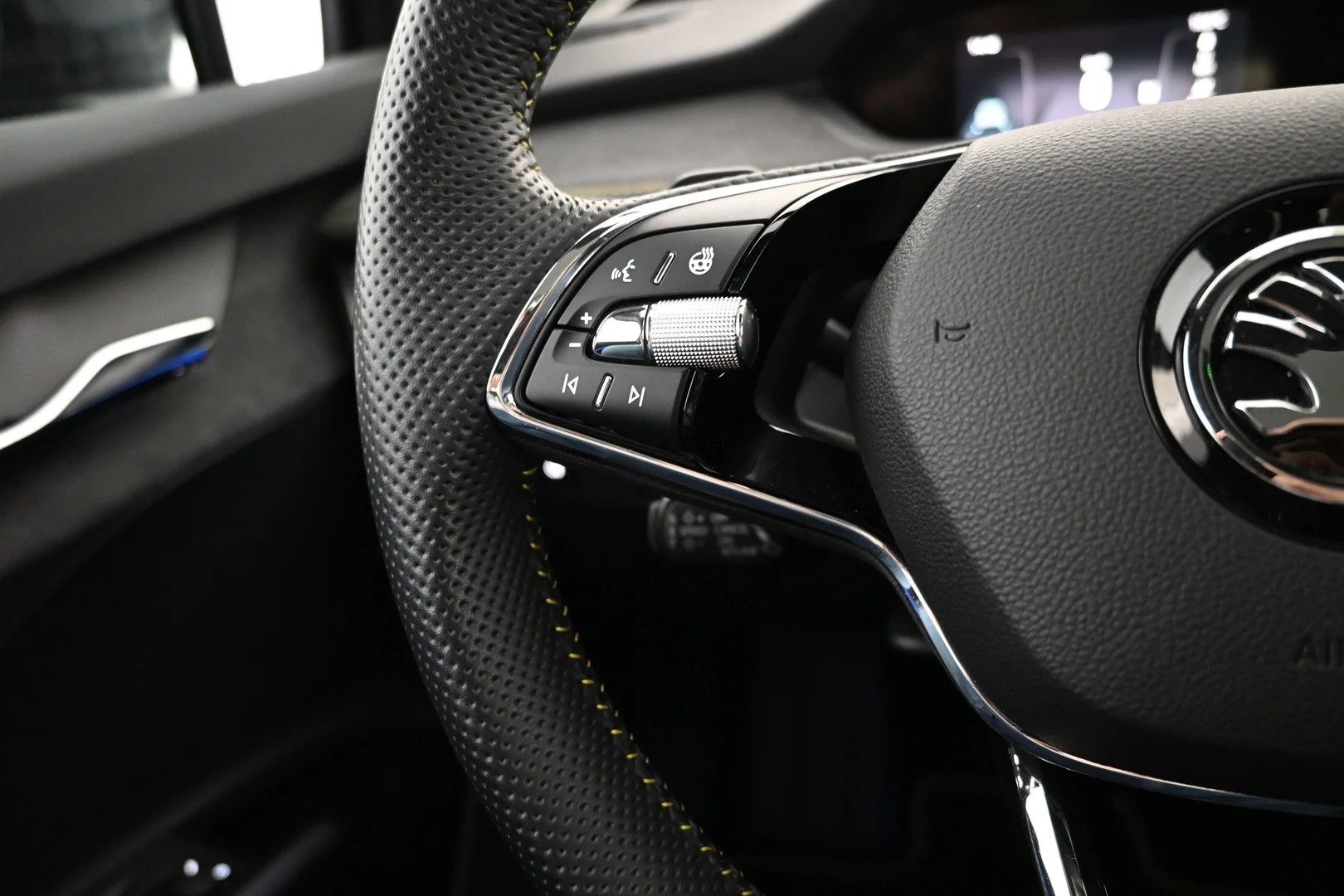 Car Image - 3yCmD1TcRSi3cwmAqdvtpU