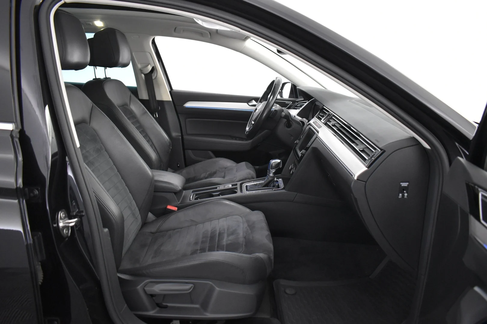 Car Image - 4Qg9Vp5gDcjX0lGTelXdDh