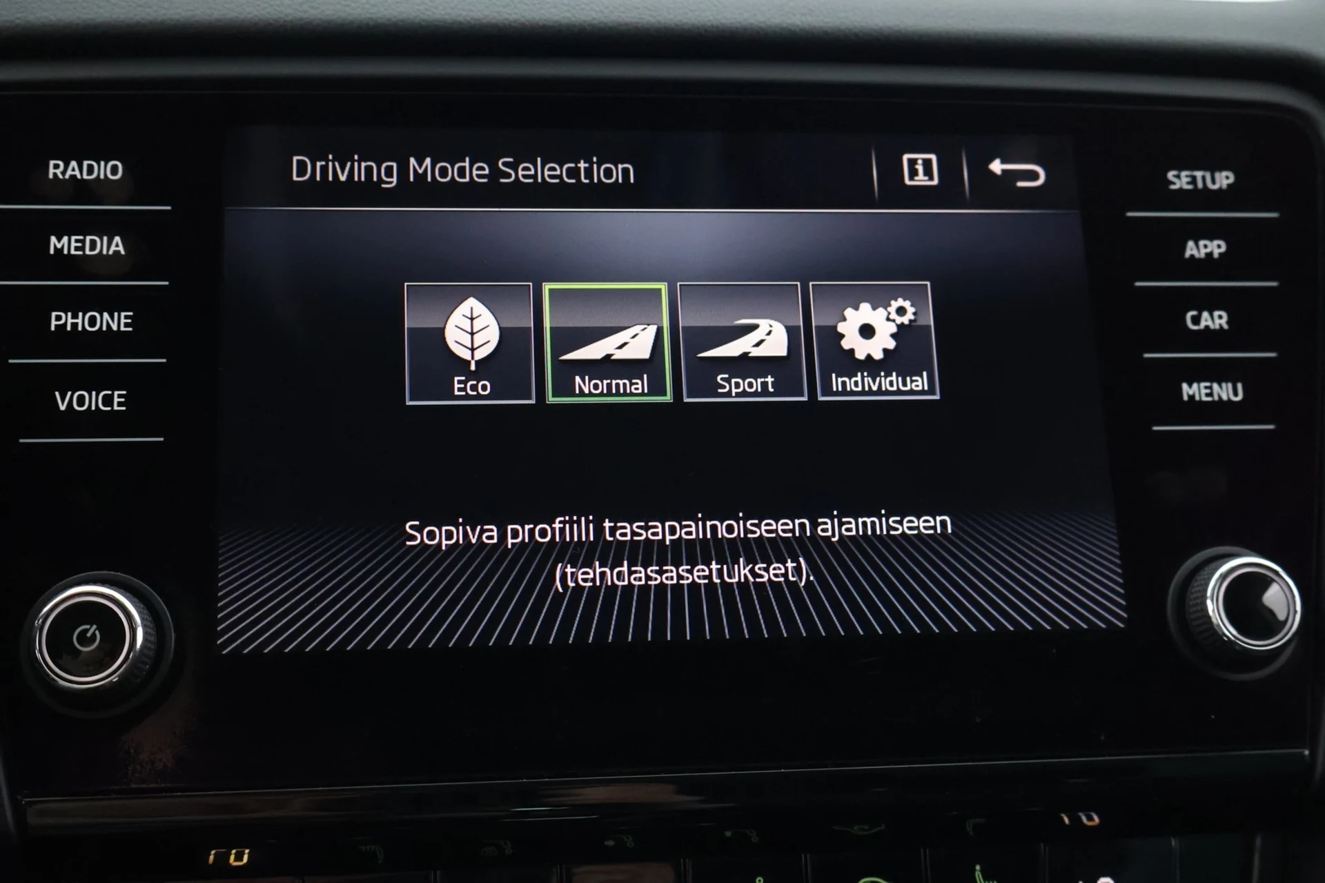 Car Image - fn9BFS38SKJxmYdHuAEc6