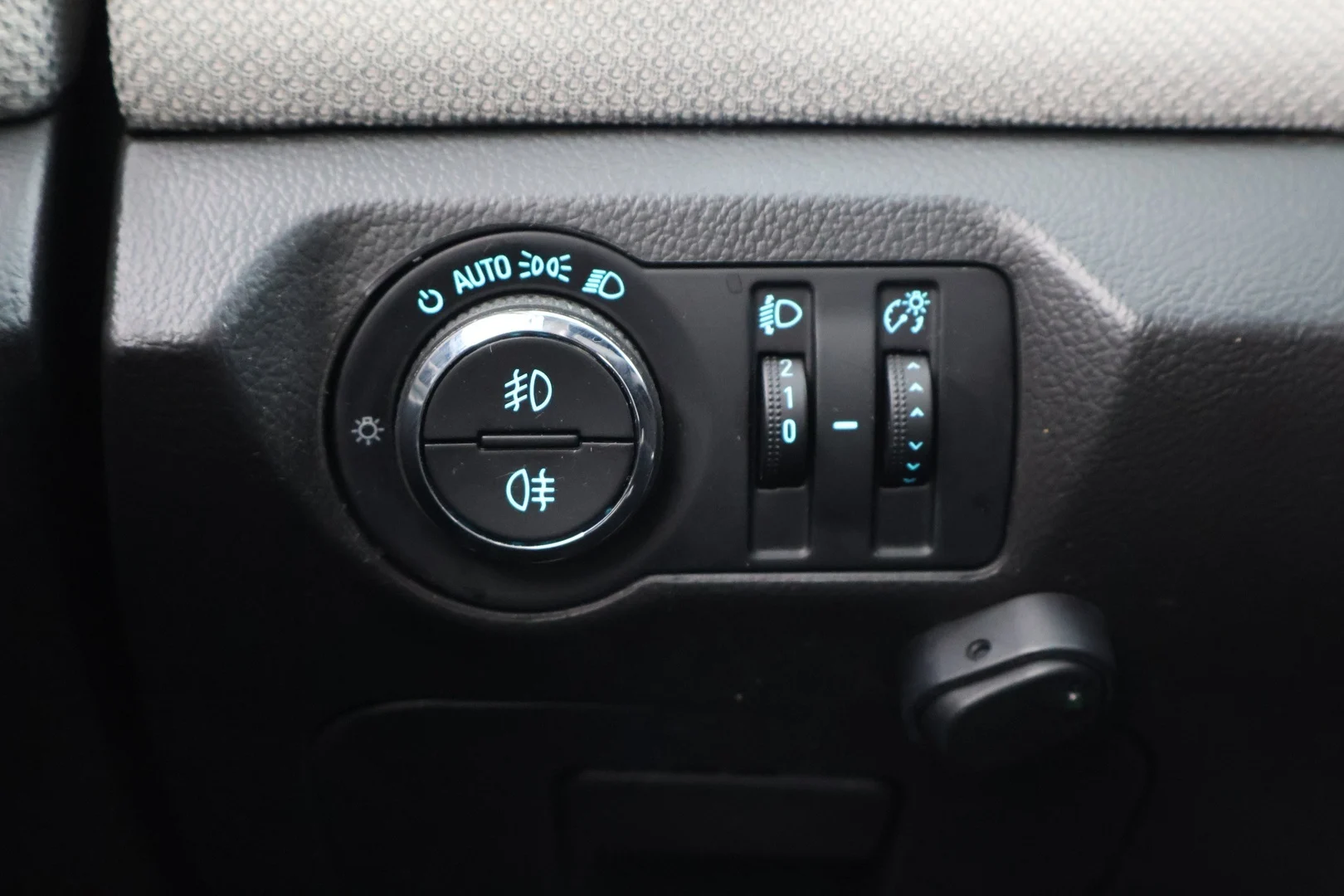 Car Image - 11bkevqUIkgNsS4uPyiUYj