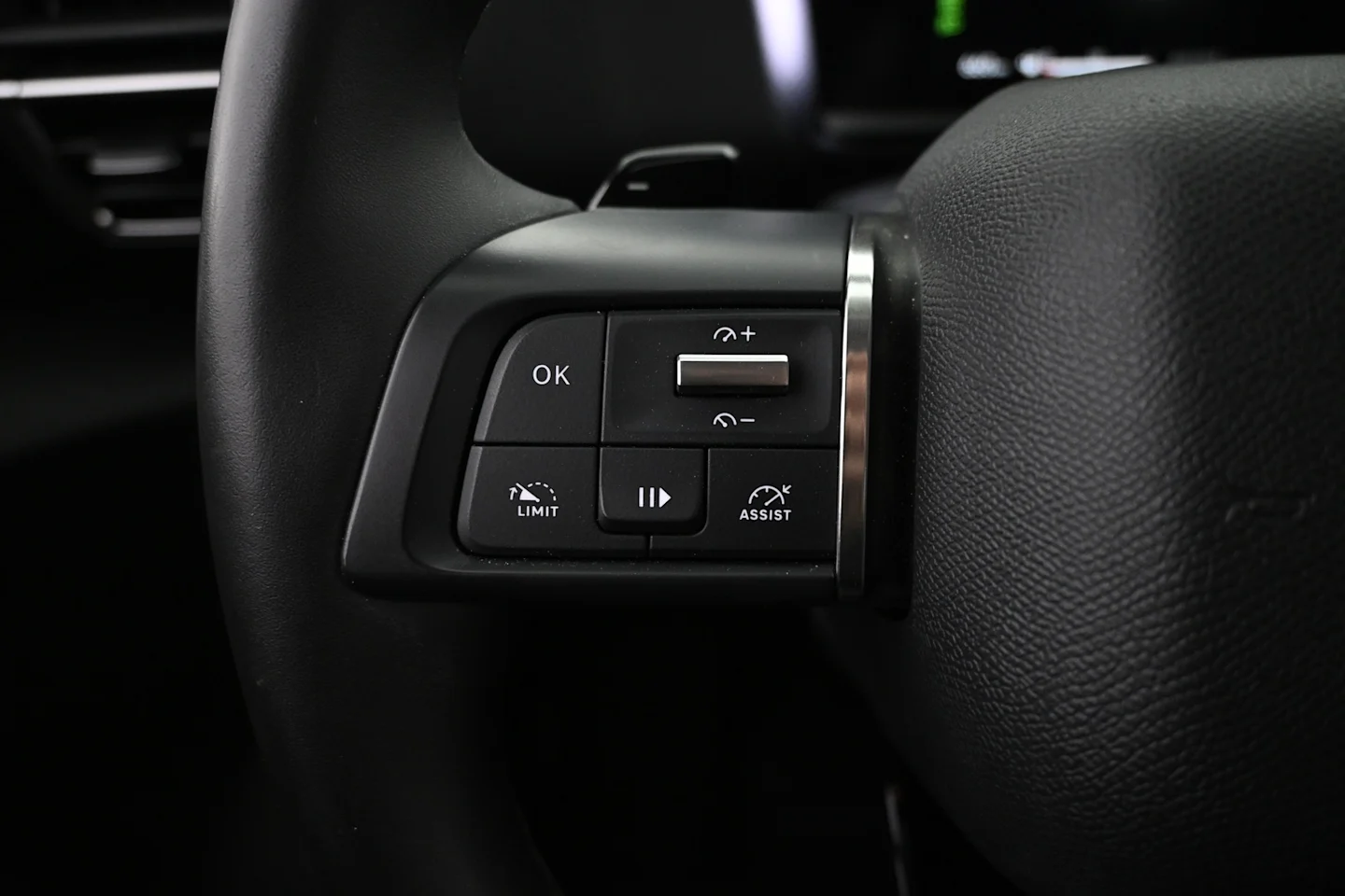 Car Image - 4R17RVQGoqZ7iE3RxXkTJi