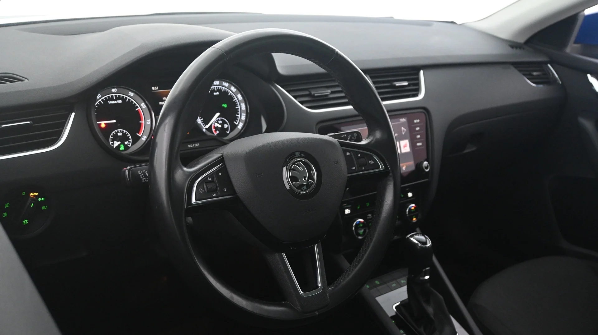 Car Image - 49PHEQyrW5orL3YQSCcl1v