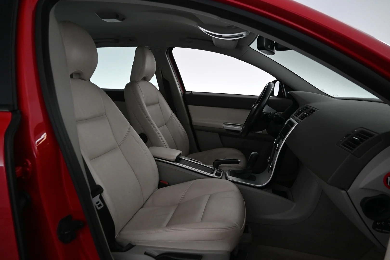Car Image - 7yEBBsAn9xLfgFffKr8yLI