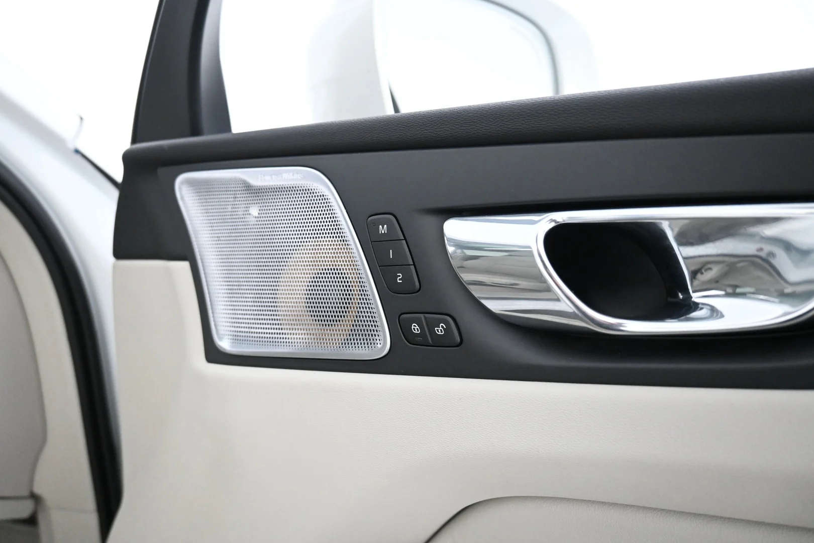 Car Image - 7dUVX9Xi1v8A9g6EoqnSZg
