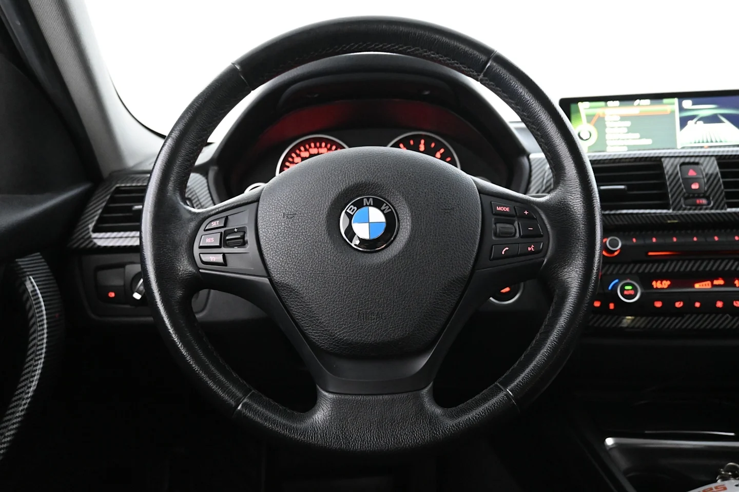 Car Image - xTTOVWgoigXYlx2ybWEaB