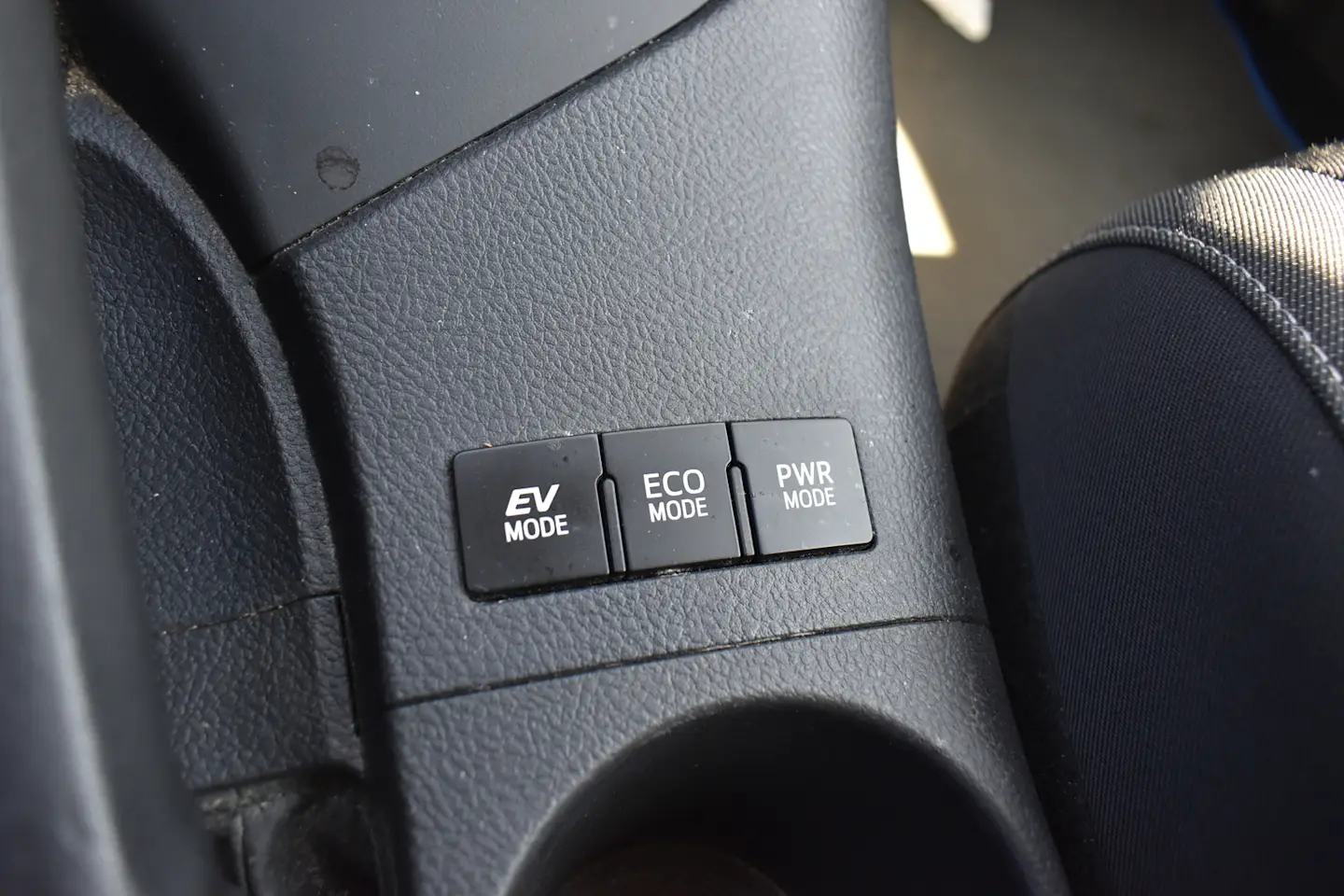 Car Image - 7hYANHZR8BQVNHBYTUqbjd