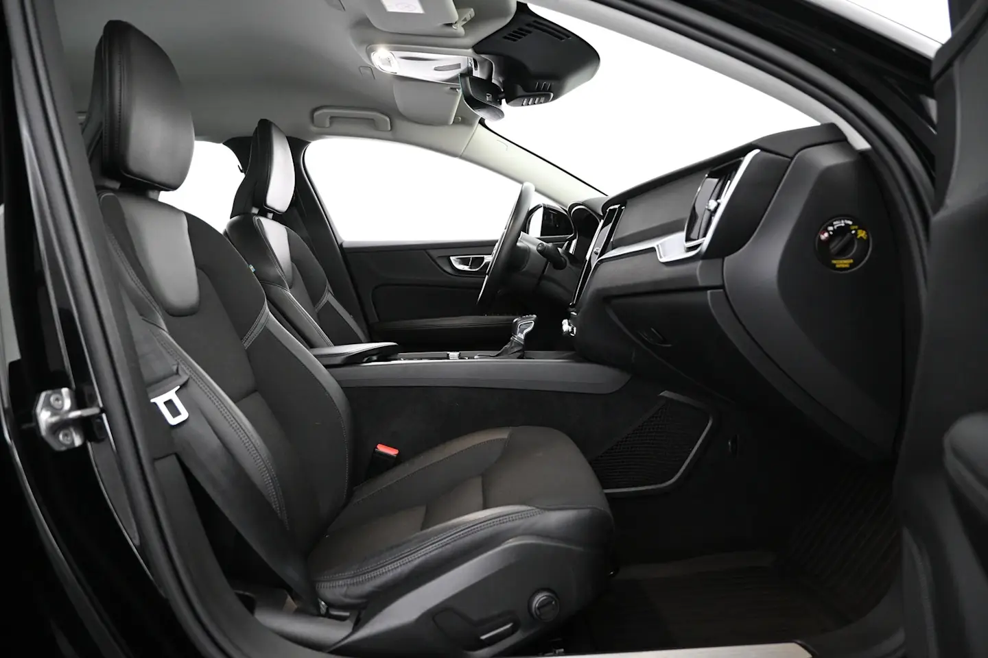 Car Image - 7d4dnpzTr6G5Xq8Xdor9F5