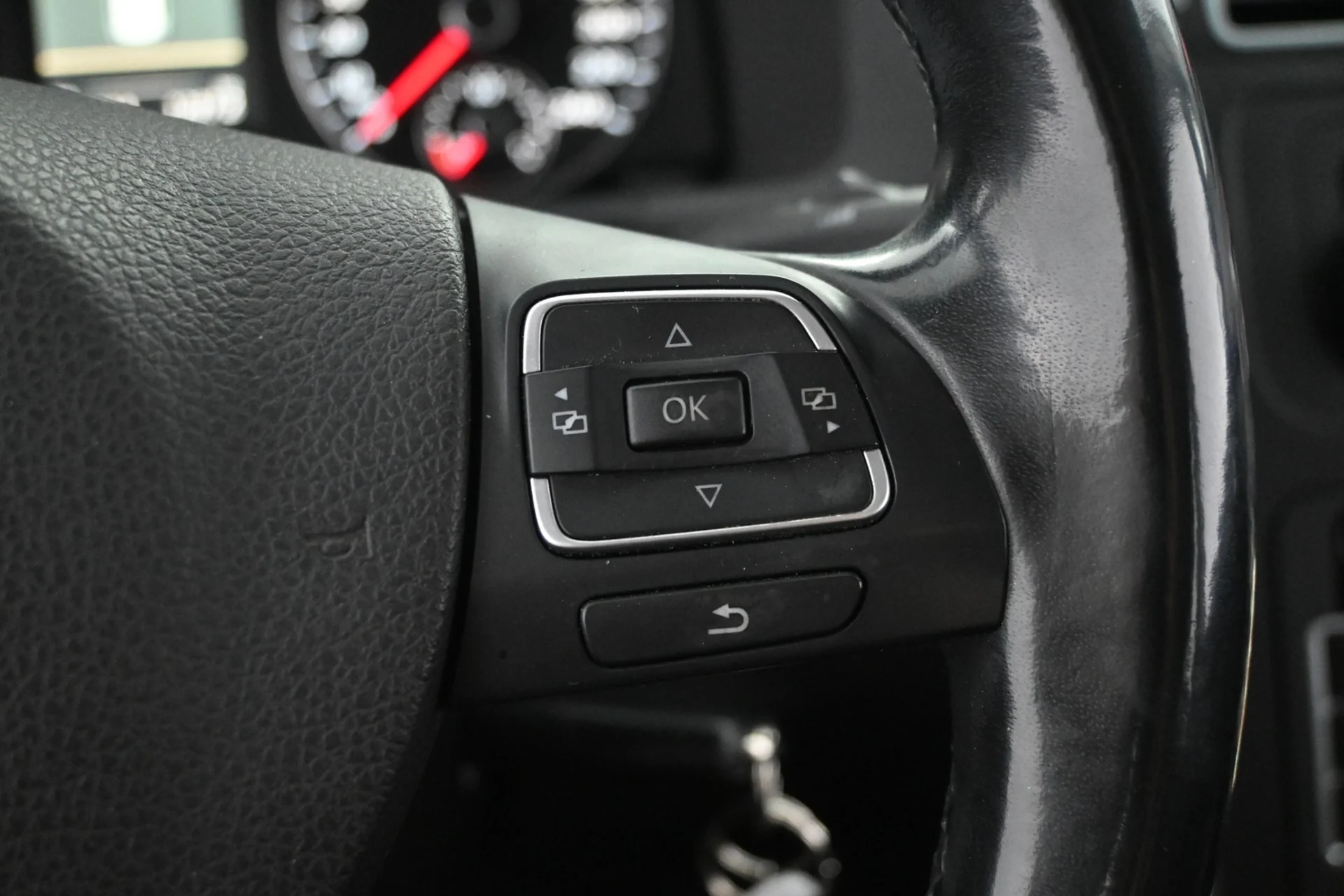 Car Image - 4rptsyYa7xMrdYLLwprPZR