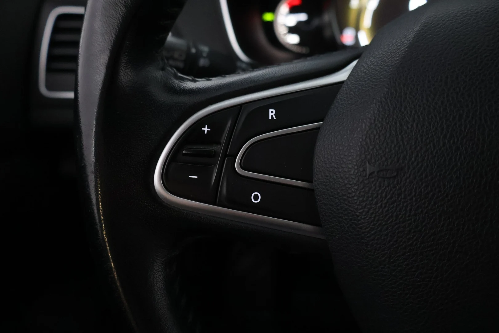 Car Image - 2N850zE7CNqU7Rz4bhTdpS