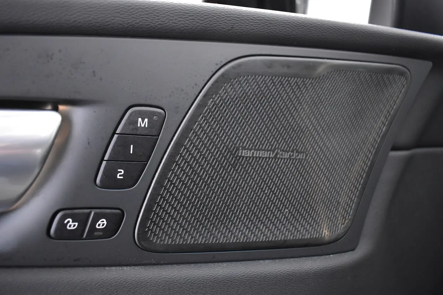 Car Image - 2l8zWTFjzxPQ4ene4M9Mb1