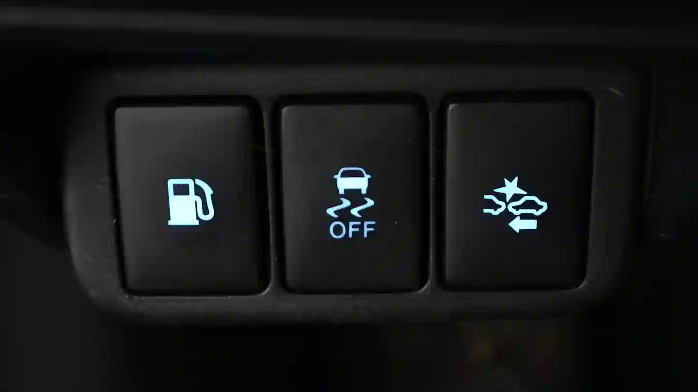 Car Image - YhyB1uoiFMYNInVMhcEDE