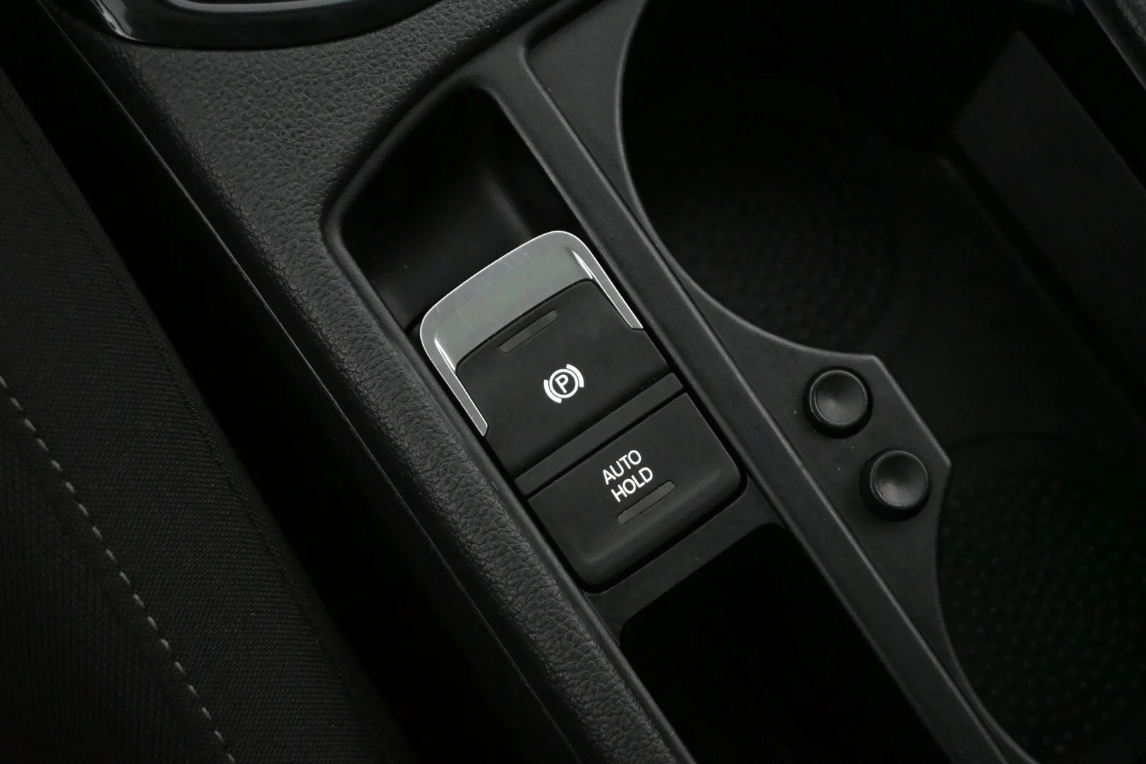 Car Image - 6faGwAkuTQ6lRWi4n9ZjqE