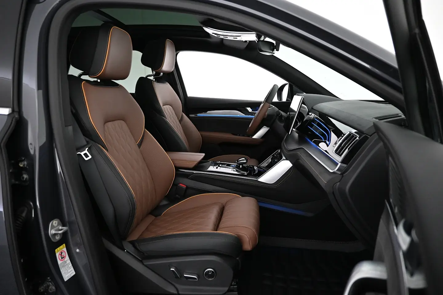 Car Image - 7oZqWsxuD0cJMHvxJLHlPA