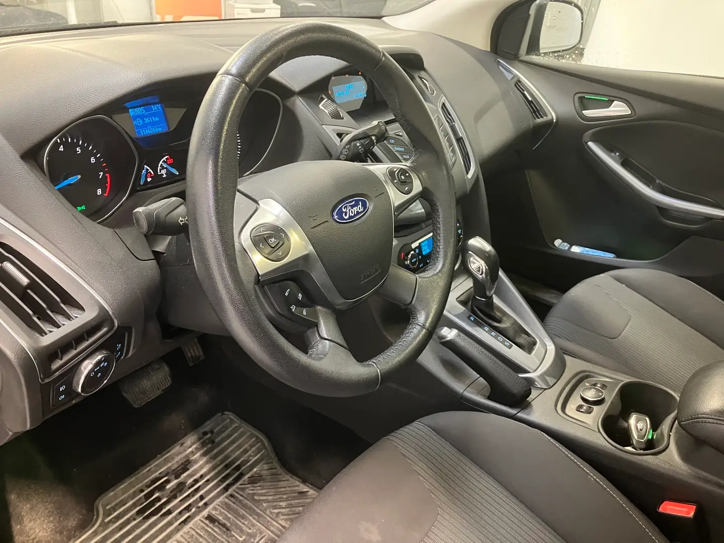 Car Image - 3xx5zfKMZxpokMENIiPajO