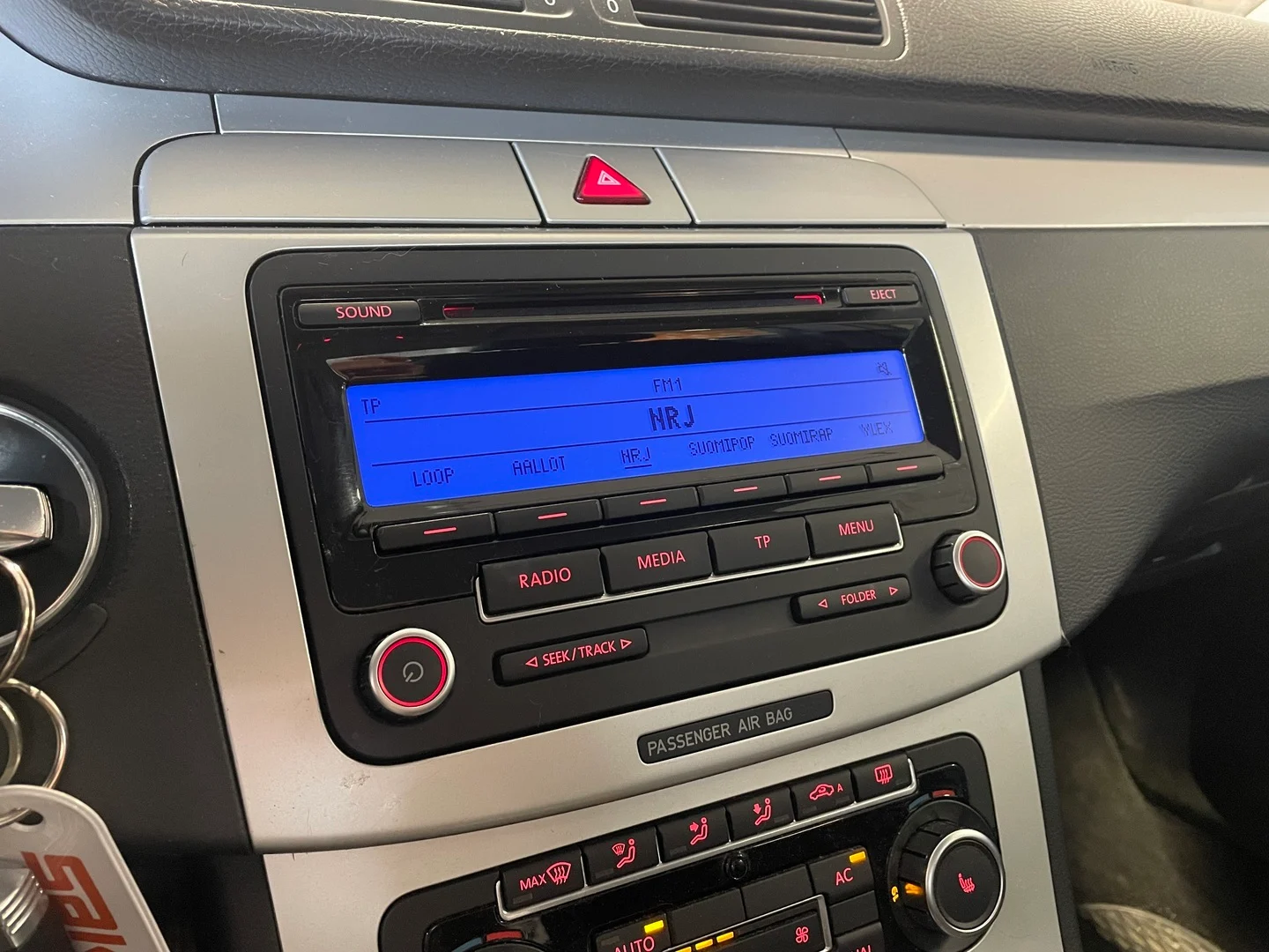 Car Image - 4ngzmHLN1YfmHfrgSdkN3l