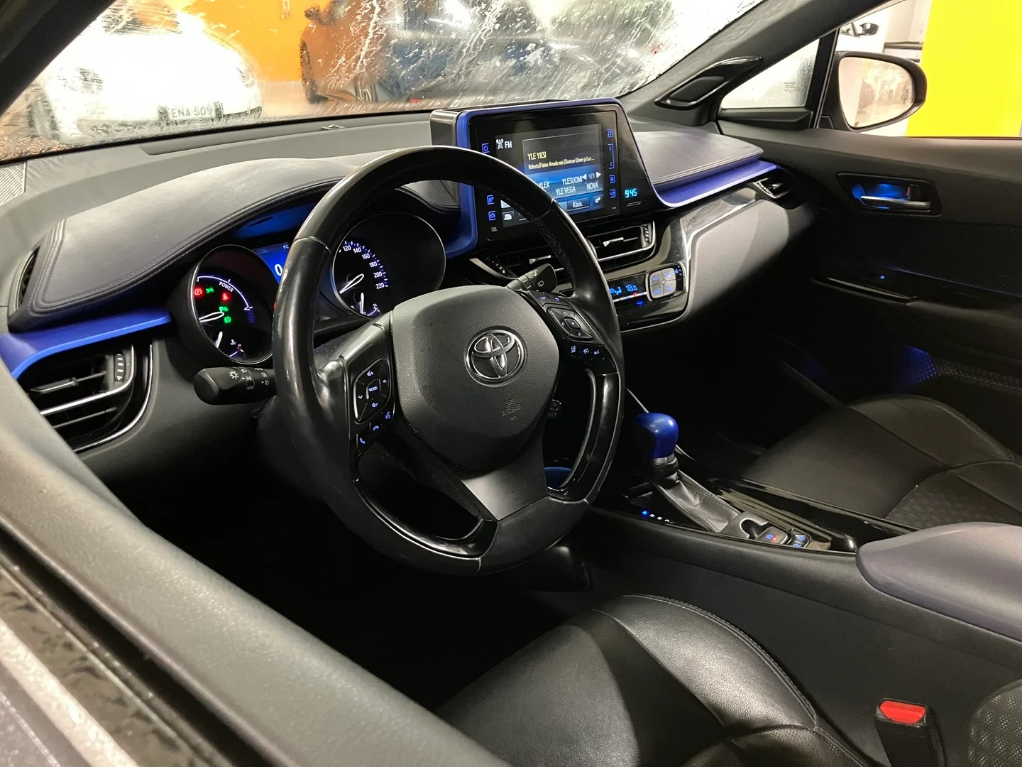Car Image - XaFhZRQfTCv5F9WRJtad6
