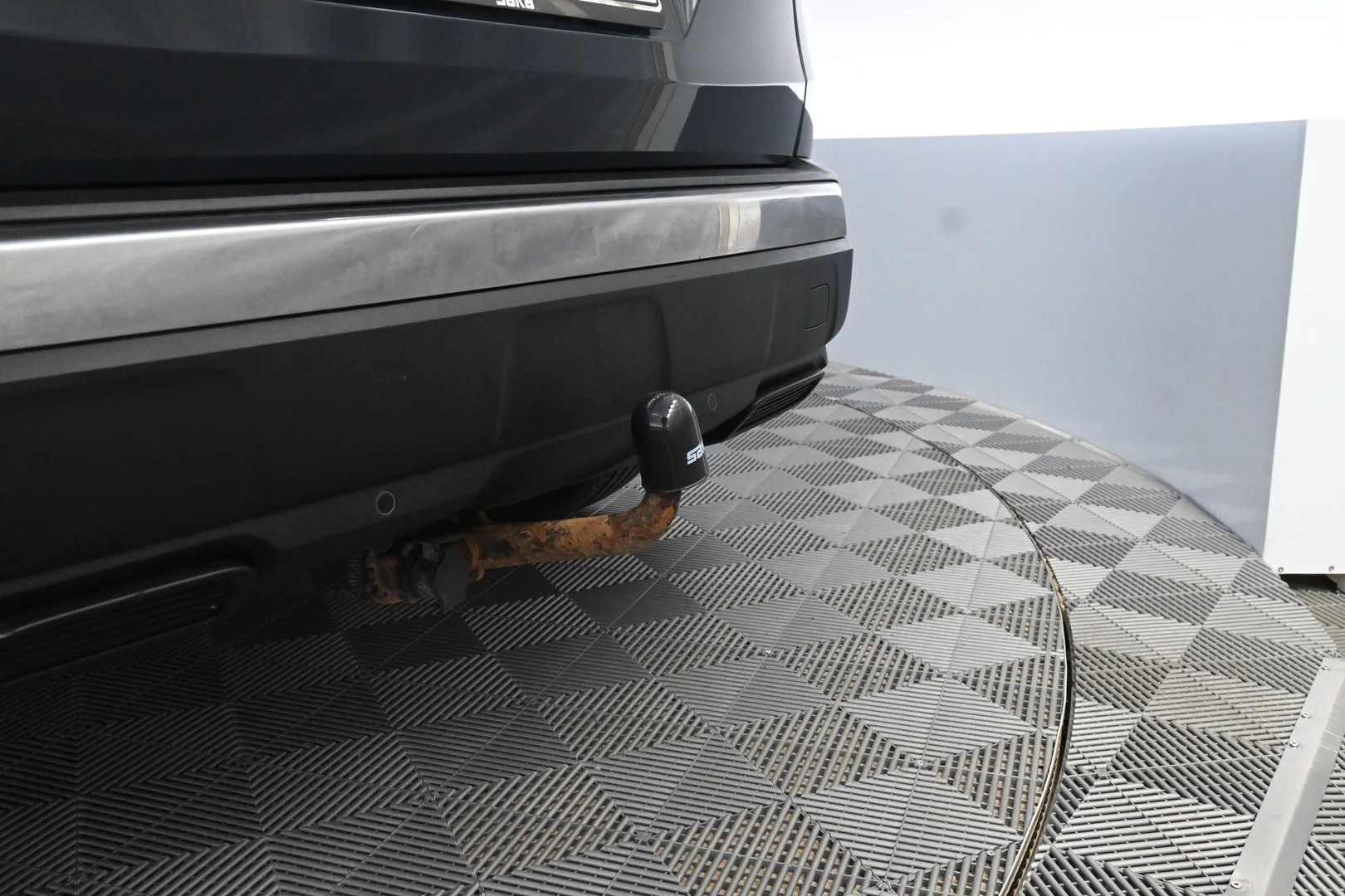 Car Image - uhUsrXrwnJyAHMLkf275H