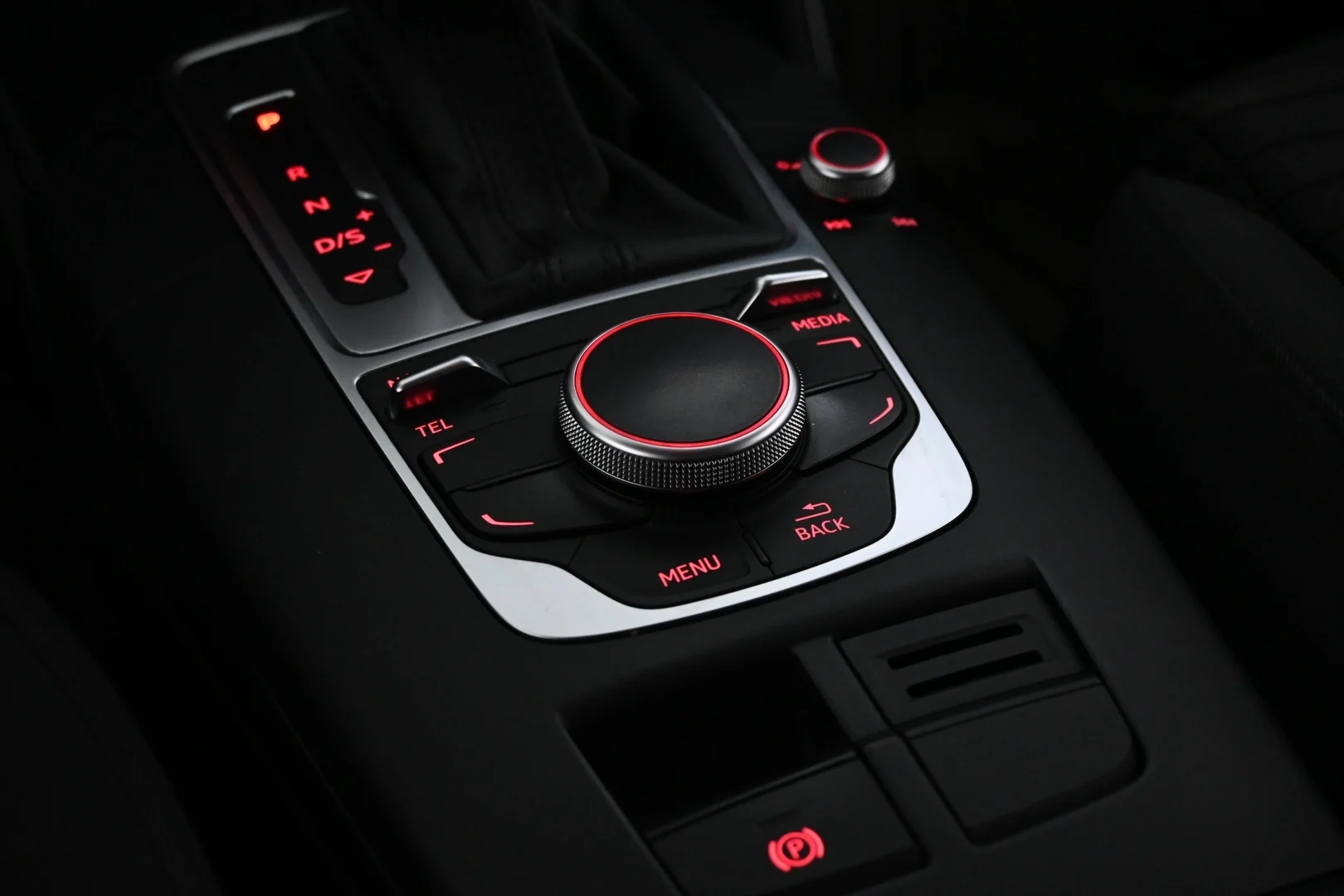 Car Image - 3vqlP0IzR5Zgzn5qOzUBla