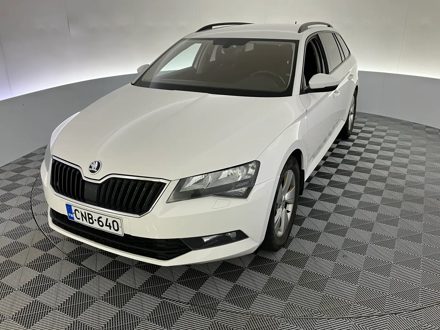 Car Image - 1GYt8zCfA90vLSVuf6sAfk