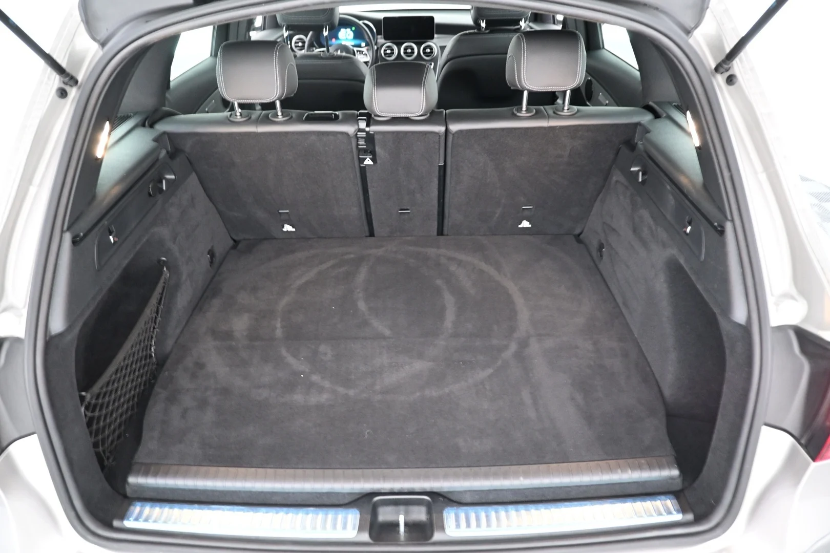 Car Image - 5zOW3G9IP04ZiOCHM1ZoxI
